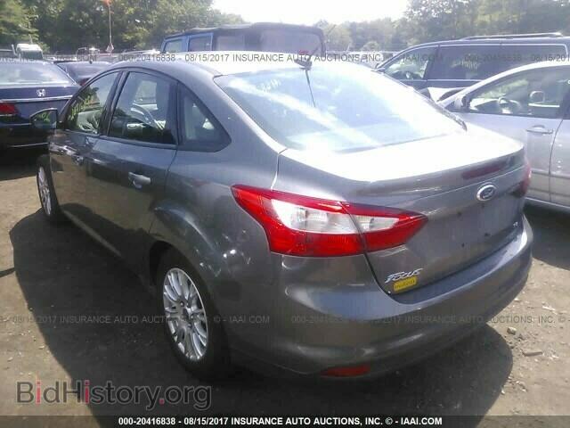 2012 Ford Focus - VIN: 1FAHP3F22CL120996 - Photo 3