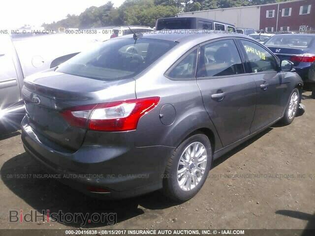 2012 Ford Focus - VIN: 1FAHP3F22CL120996 - Photo 4
