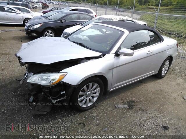 2011 Chrysler 200 - VIN: 1C3BC2EB6BN537276 - Photo 2