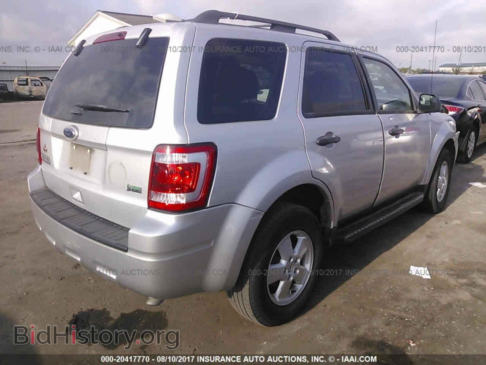 2012 Ford Escape - VIN: 1FMCU0DG7CKC65687 - Photo 4
