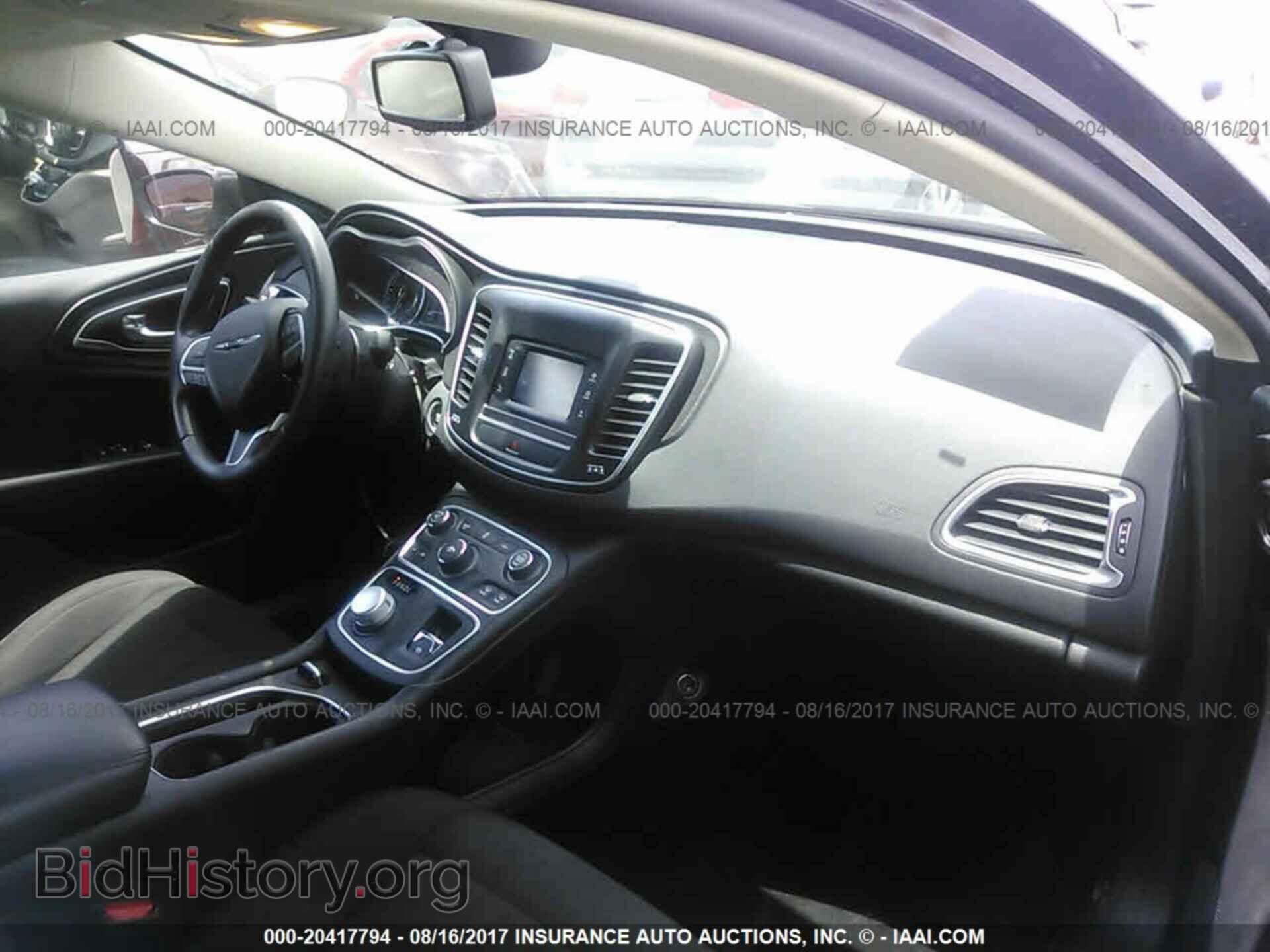 2016 Chrysler 200 - VIN: 1C3CCCAB5GN155280 - Photo 5