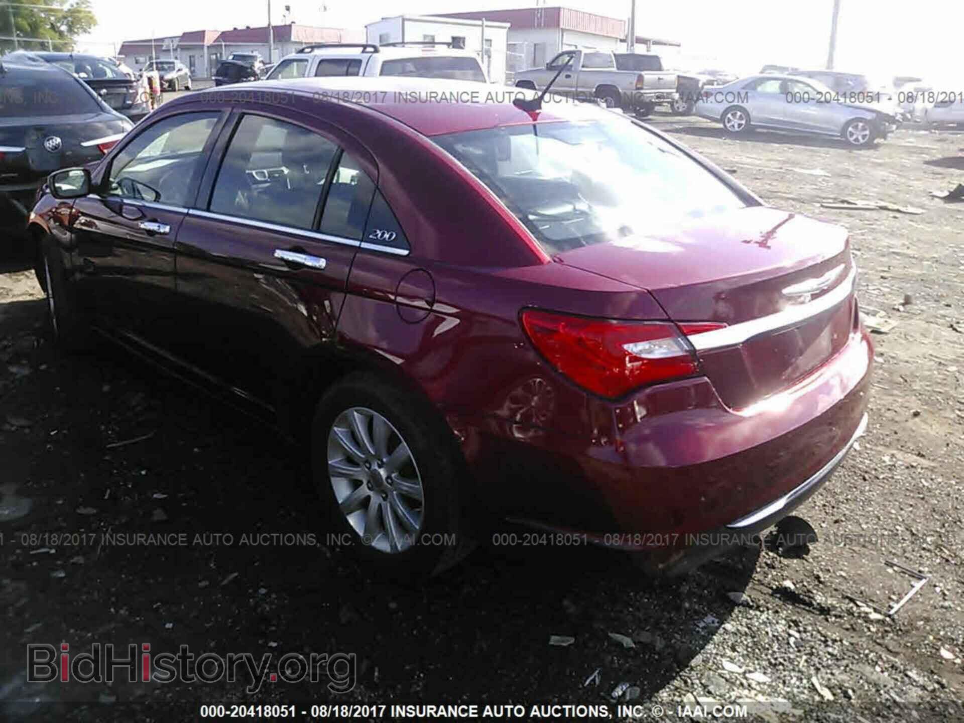 2014 Chrysler 200 - VIN: 1C3CCBCG4EN158431 - Photo 3