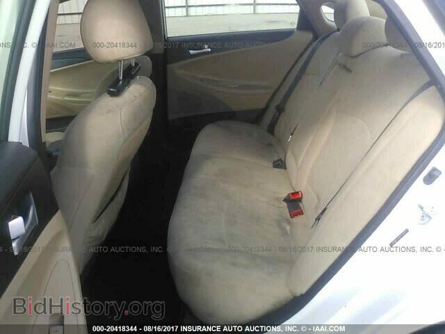 2012 Hyundai Sonata - VIN: 5NPEB4AC3CH458610 - Photo 8