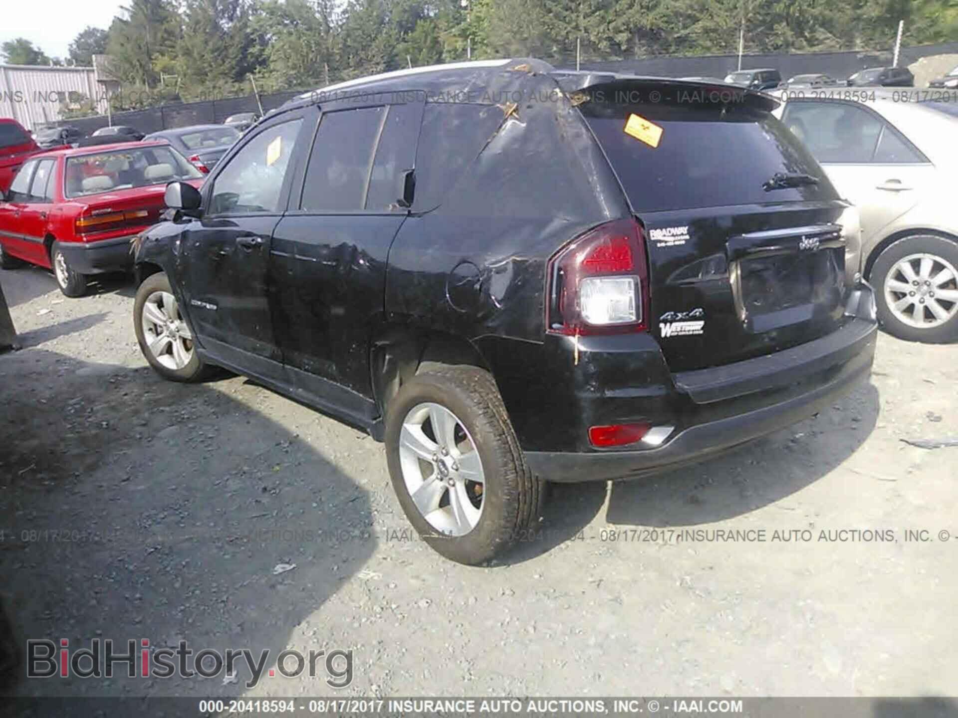 2016 Jeep Compass - VIN: 1C4NJDEB3GD545312 - Photo 3