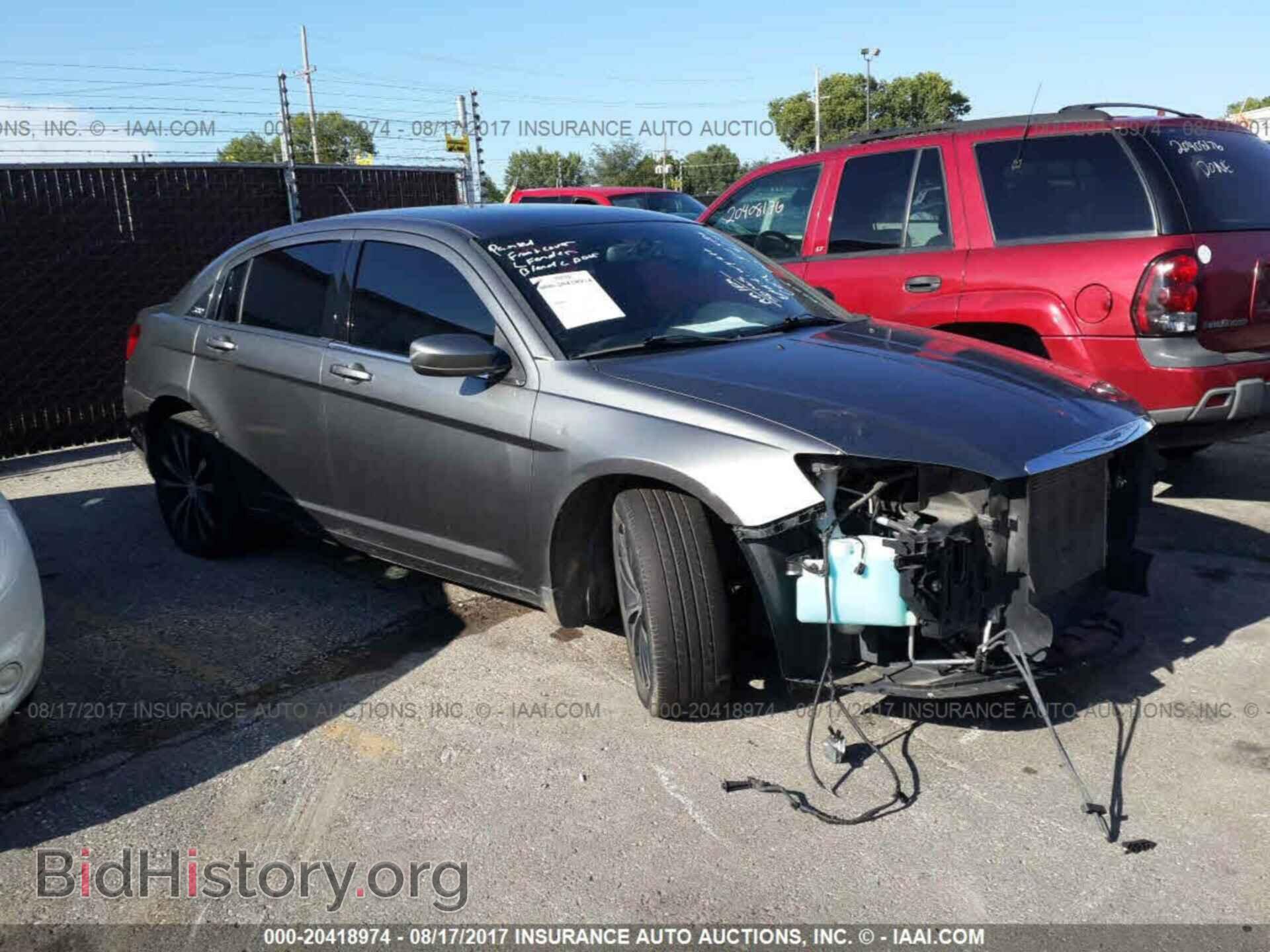 Фотография 1C3CCBBG3CN257899 - Chrysler 200 2012