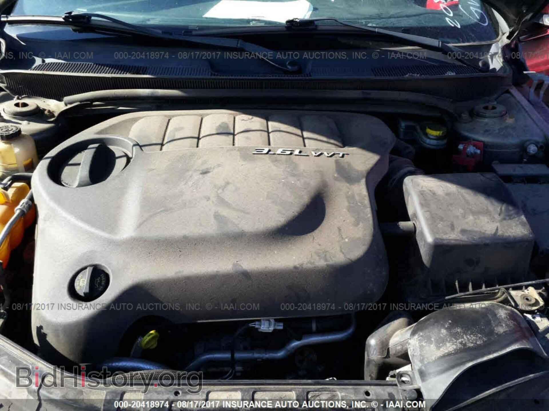 2012 Chrysler 200 - VIN: 1C3CCBBG3CN257899 - Фото 10