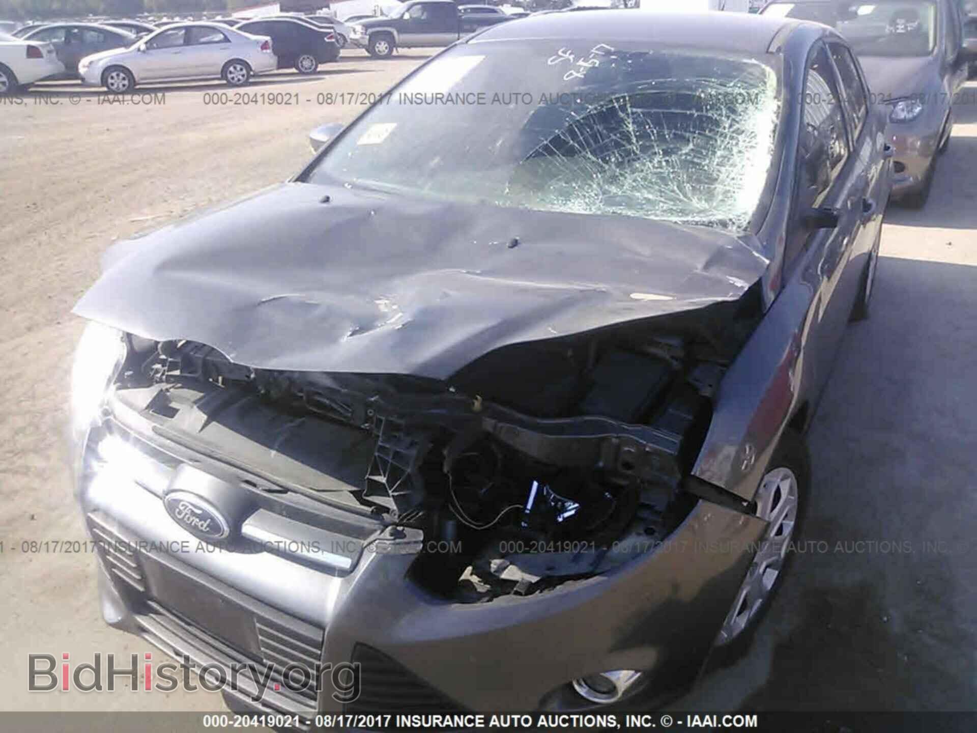 2012 Ford Focus - VIN: 1FAHP3F23CL409871 - Photo 6