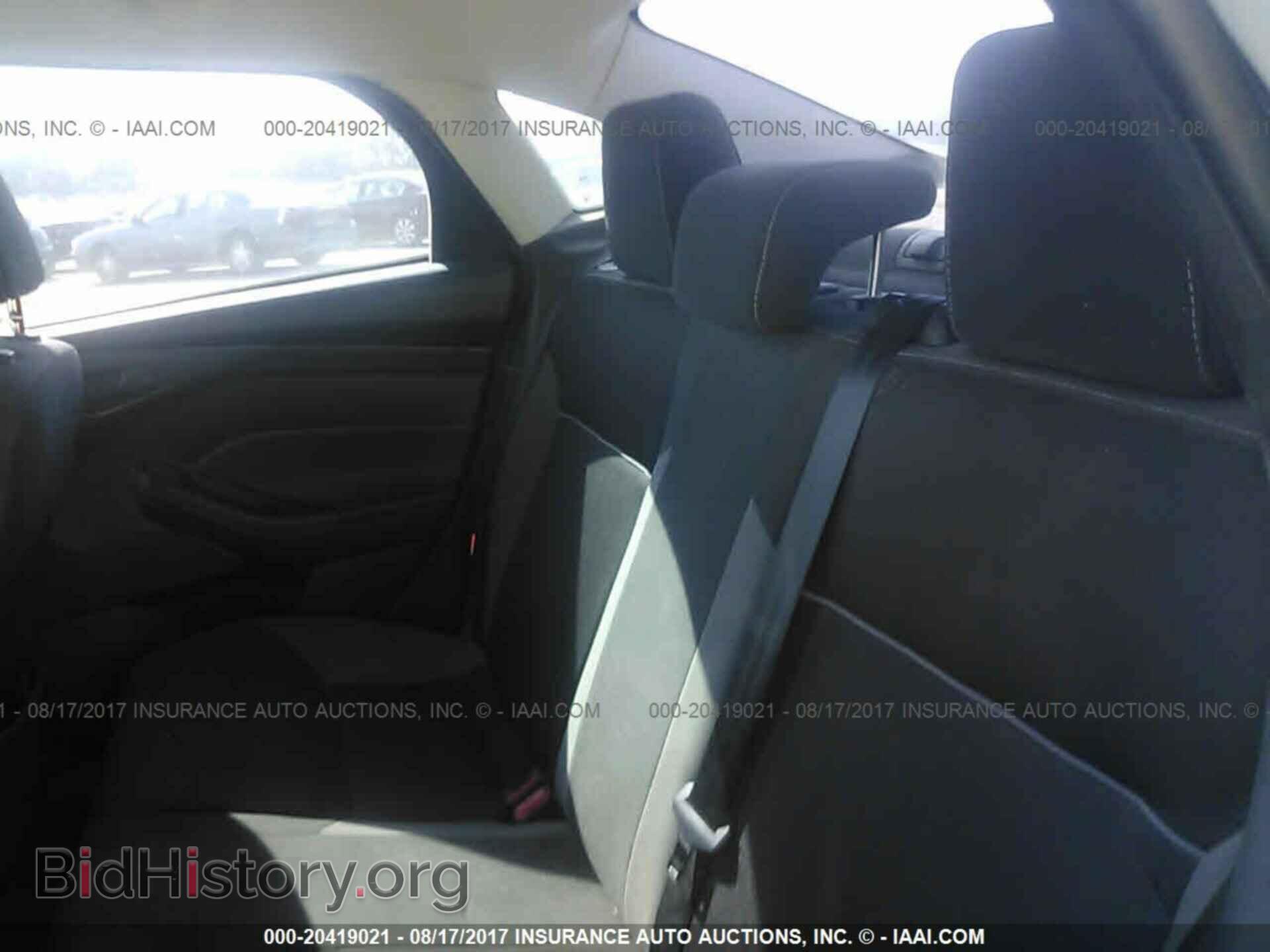 2012 Ford Focus - VIN: 1FAHP3F23CL409871 - Photo 8