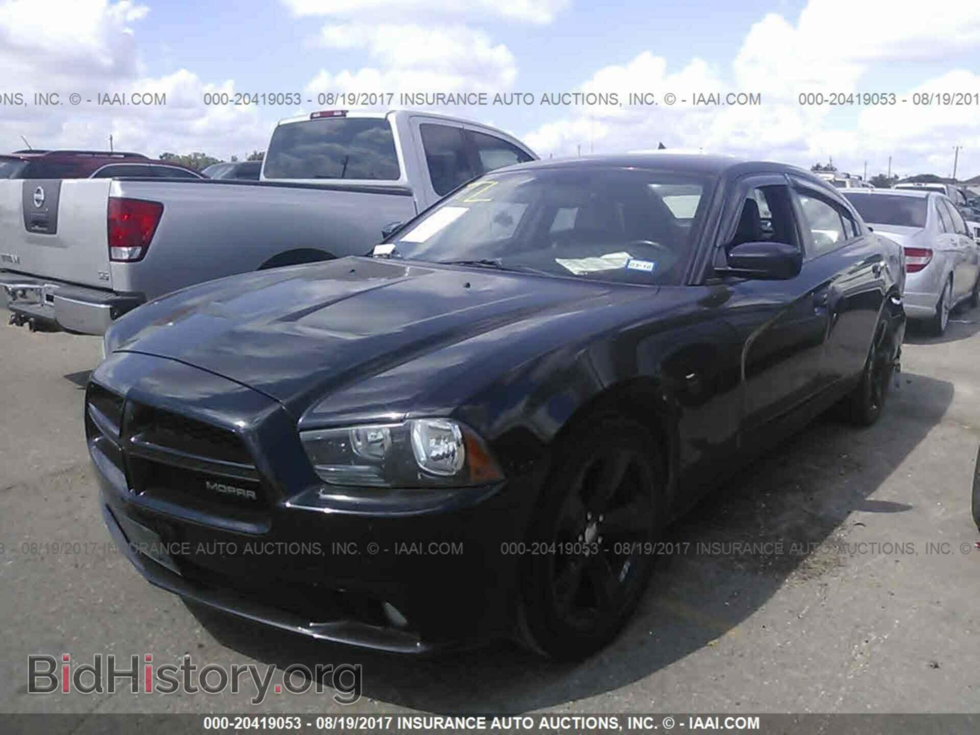 2012 Dodge Charger - VIN: 2C3CDXHG2CH149302 - Фото 2