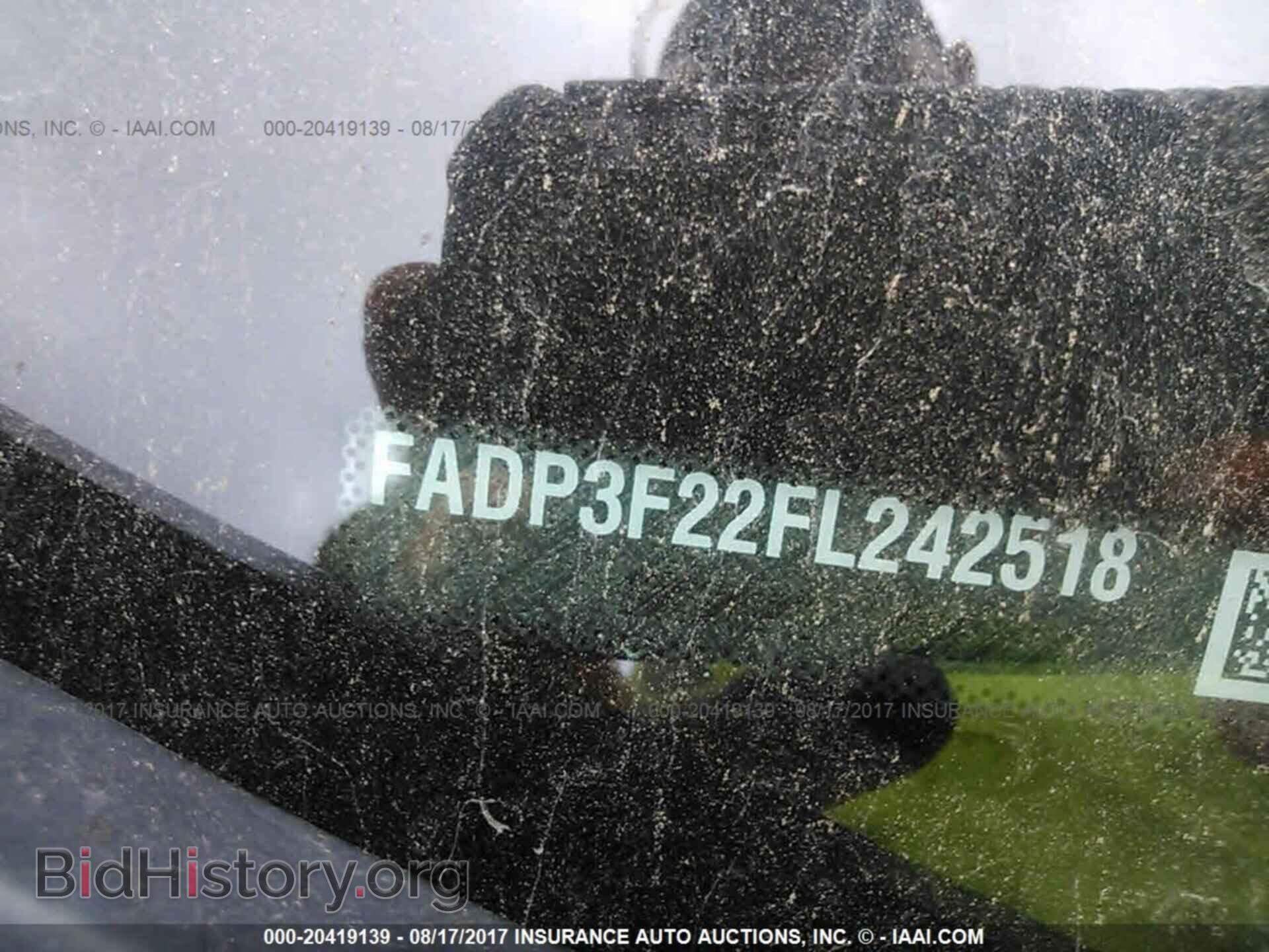 2015 Ford Focus - VIN: 1FADP3F22FL242518 - Photo 9