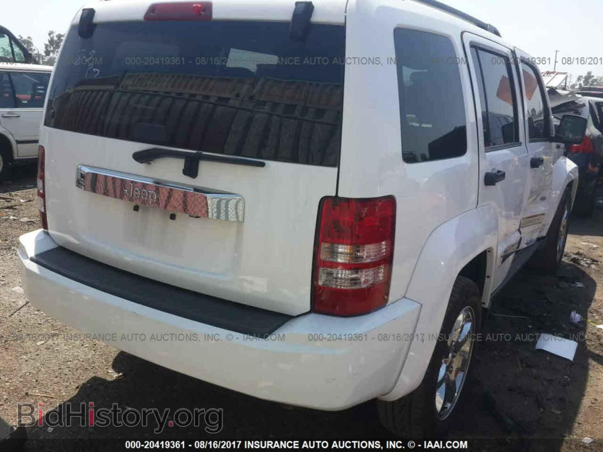 2012 Jeep Liberty - VIN: 1C4PJLAK4CW169243 - Фото 4