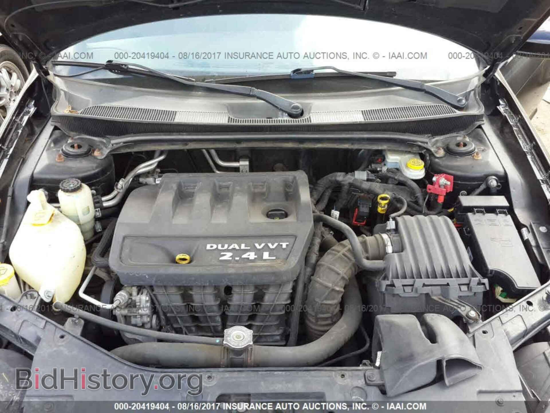 2012 Chrysler 200 - VIN: 1C3CCBAB5CN295818 - Photo 10