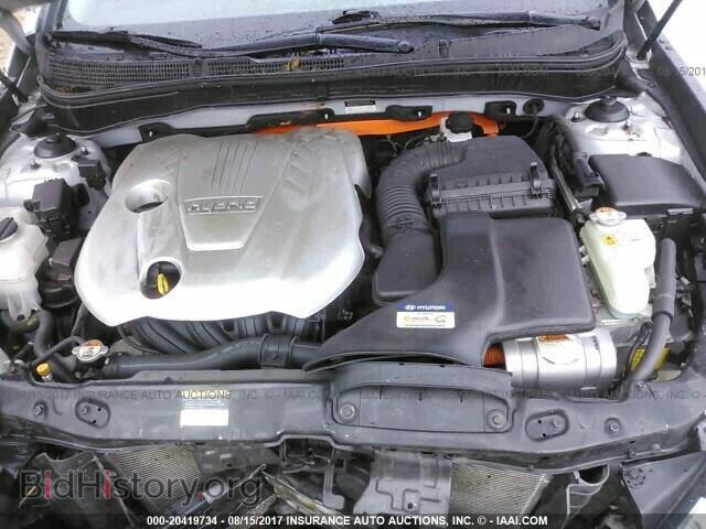 2012 Hyundai Sonata - VIN: KMHEC4A42CA044291 - Photo 10