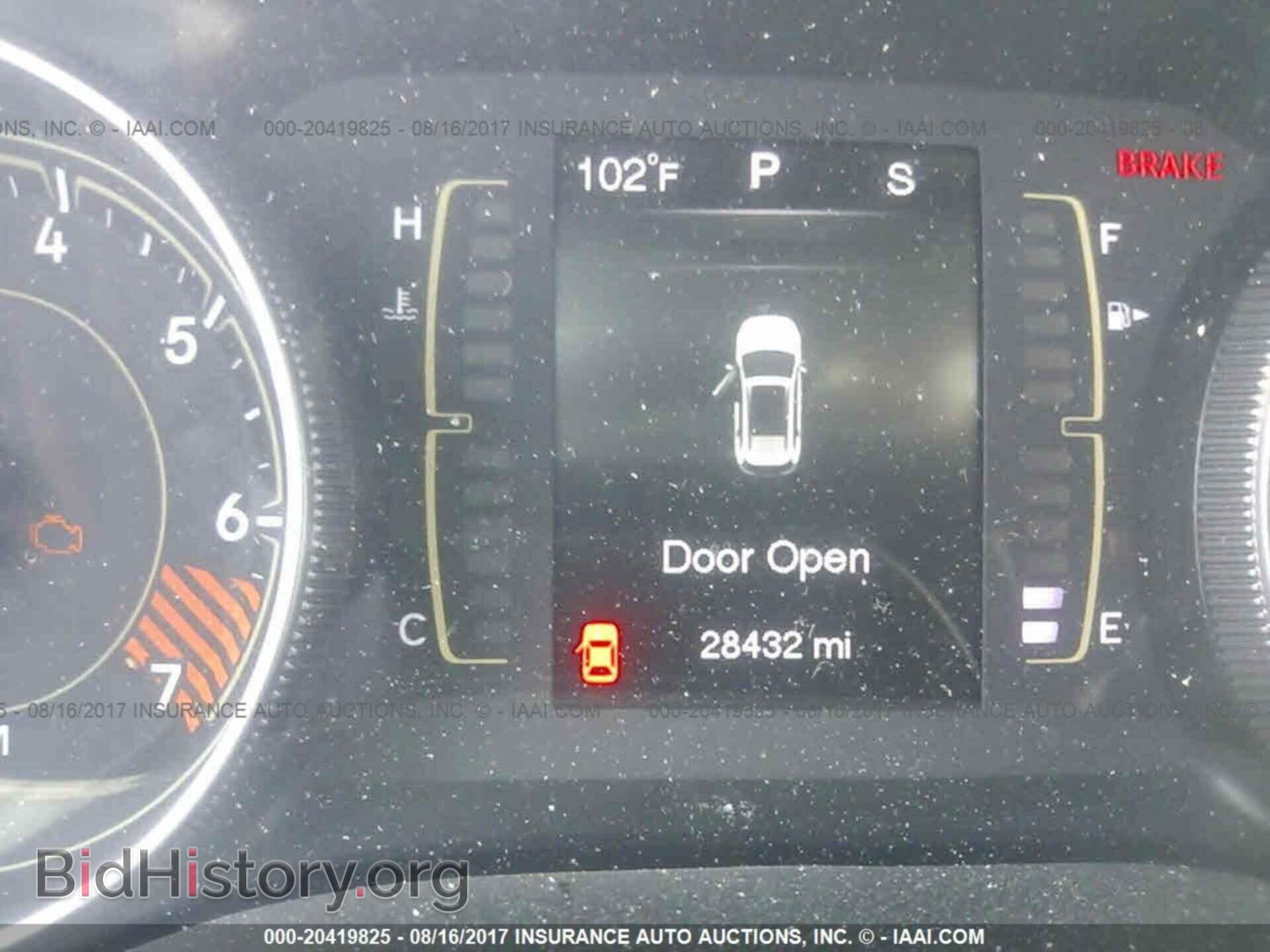 2015 Jeep Cherokee - VIN: 1C4PJLCB8FW656267 - Фото 7