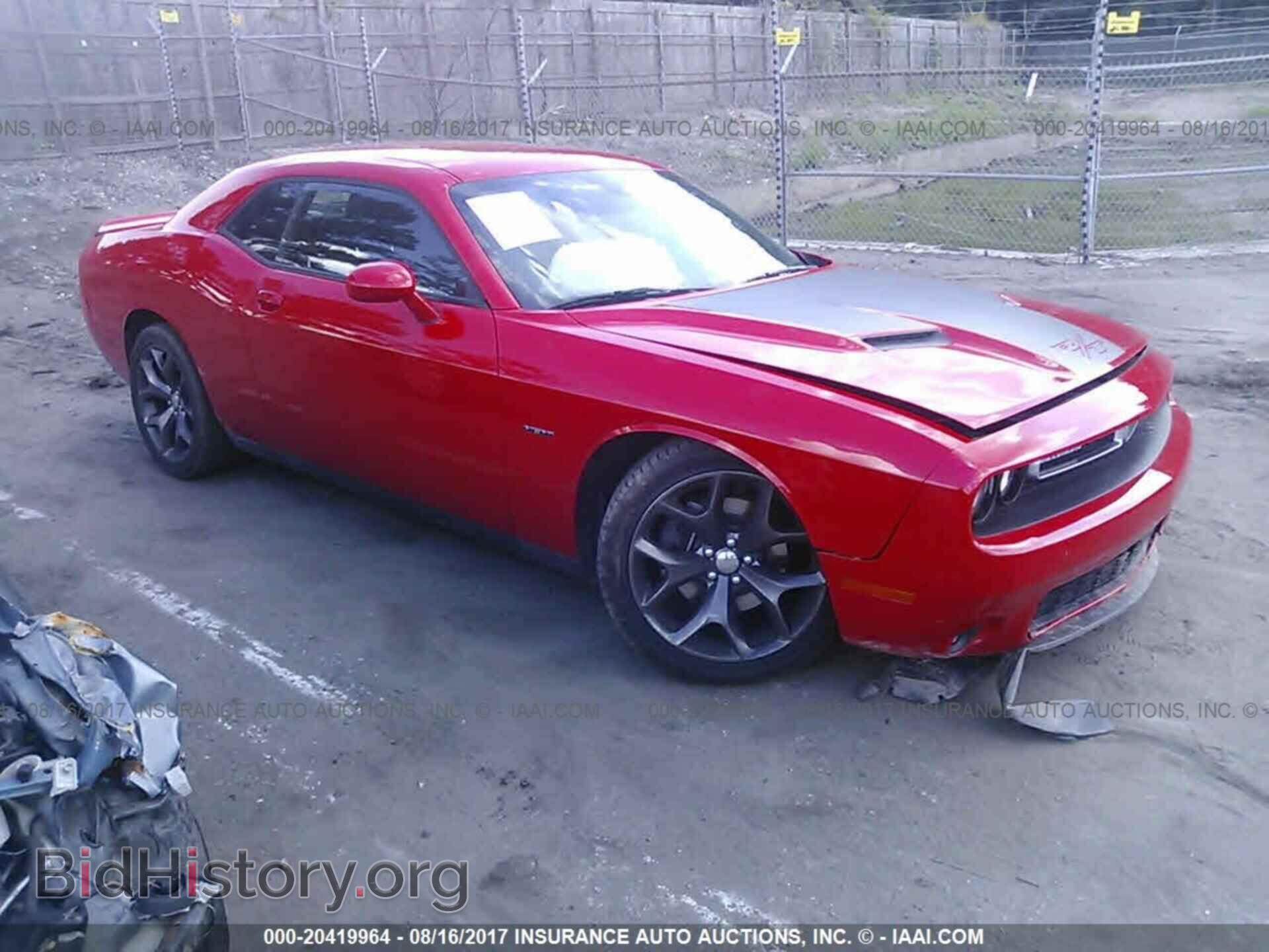 Photo 2C3CDZAT6FH705067 - Dodge Challenger 2015