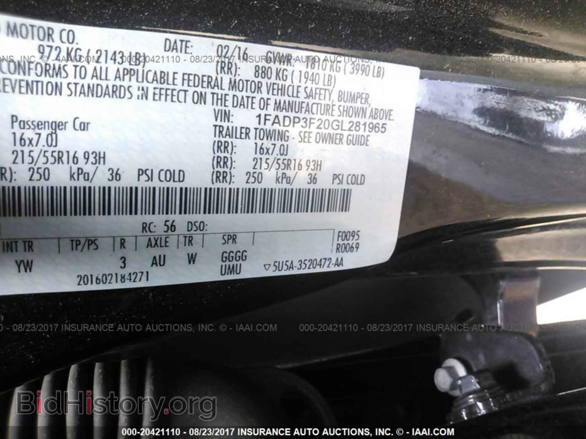 2016 Ford Focus - VIN: 1FADP3F20GL281965 - Photo 9