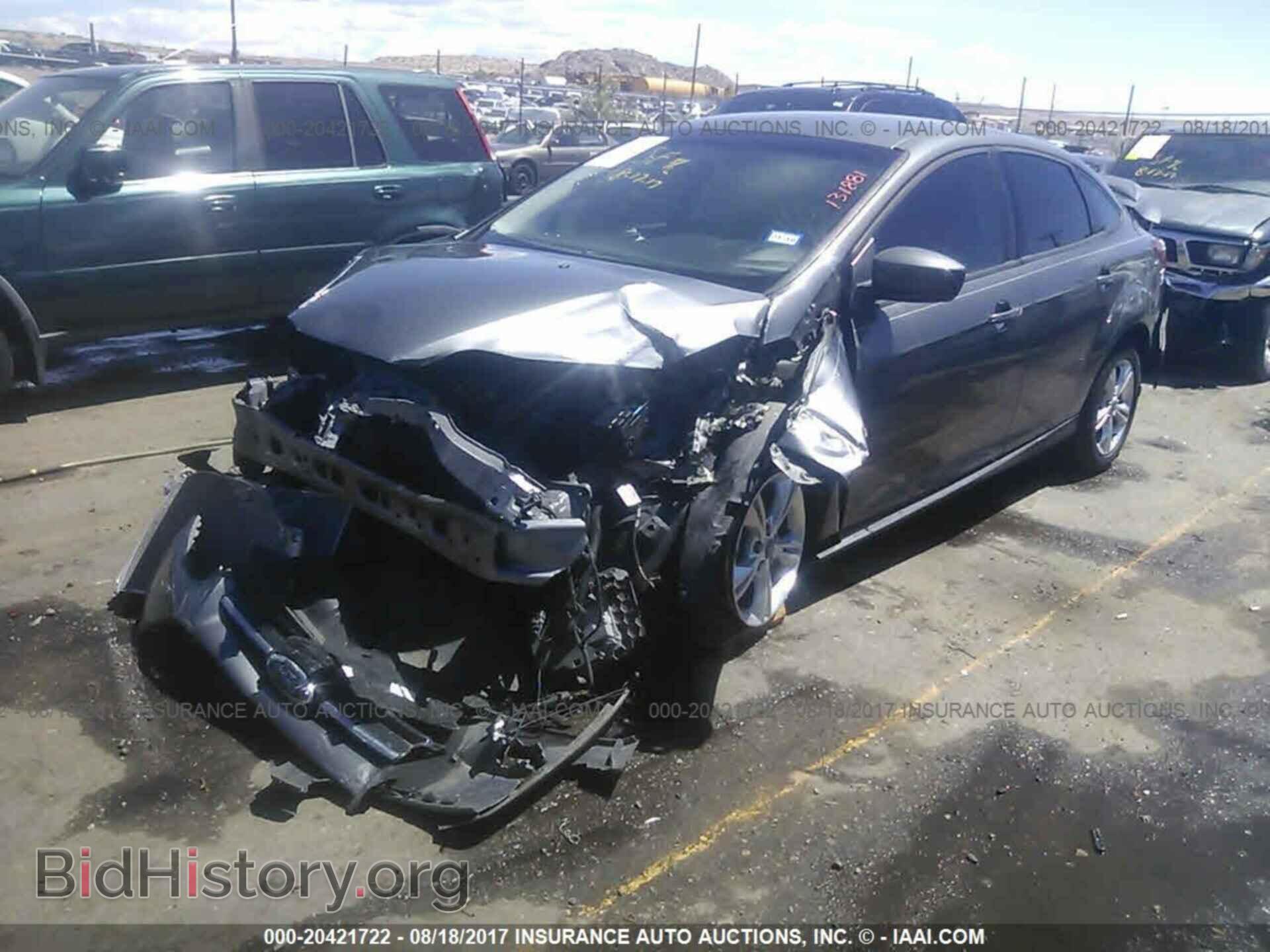2012 Ford Focus - VIN: 1FAHP3F26CL301079 - Photo 2