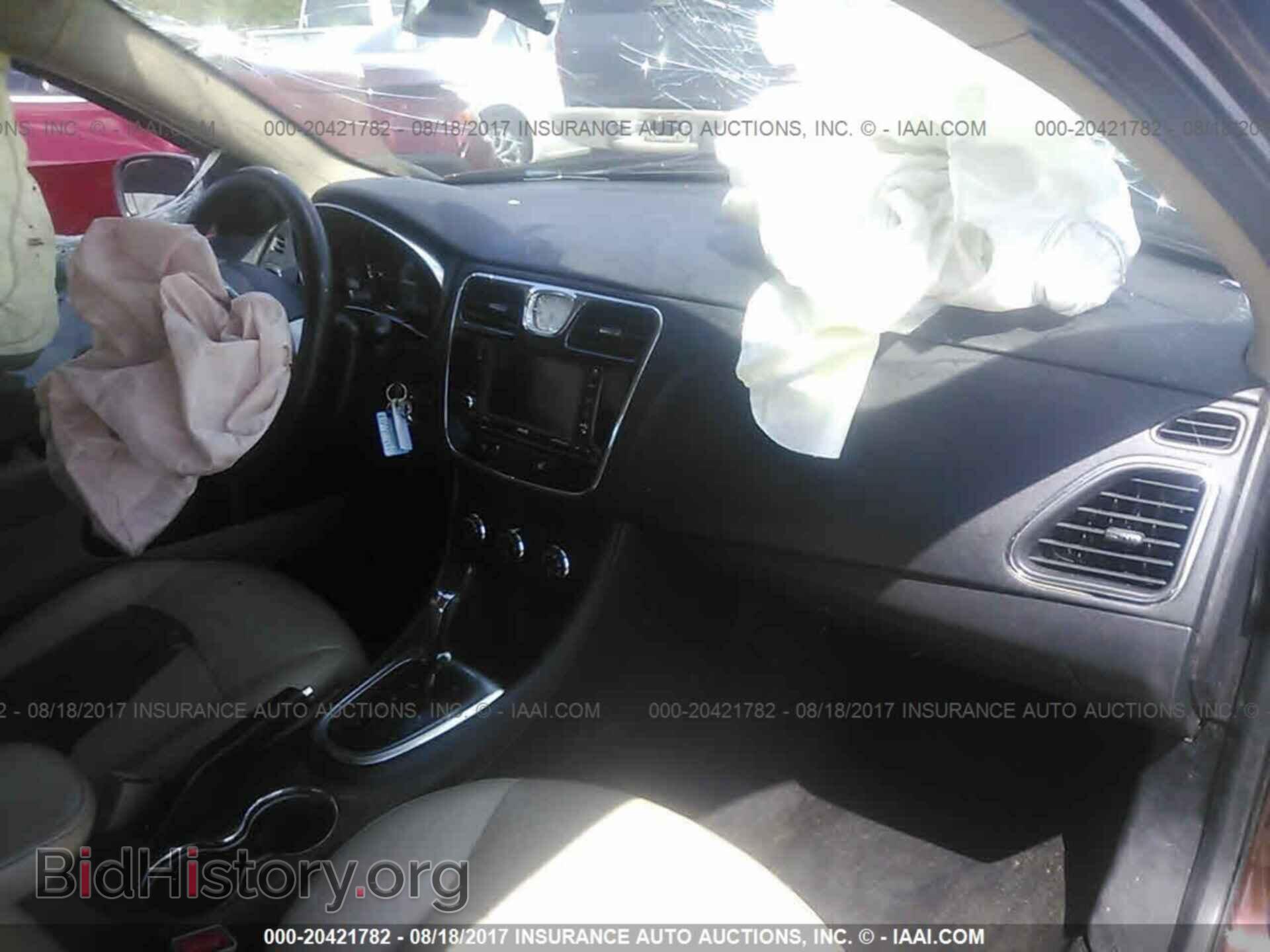 2012 Chrysler 200 - VIN: 1C3CCBCB8CN197847 - Фото 5