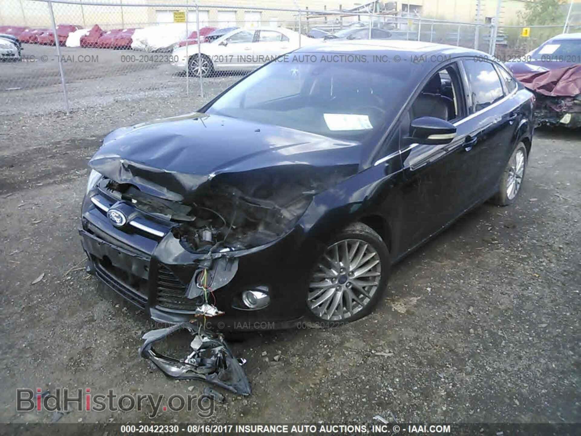 2012 Ford Focus - VIN: 1FAHP3H23CL348244 - Photo 2