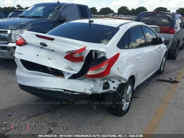 2014 Ford Focus - VIN: 1FADP3F28EL287686 - Photo 4