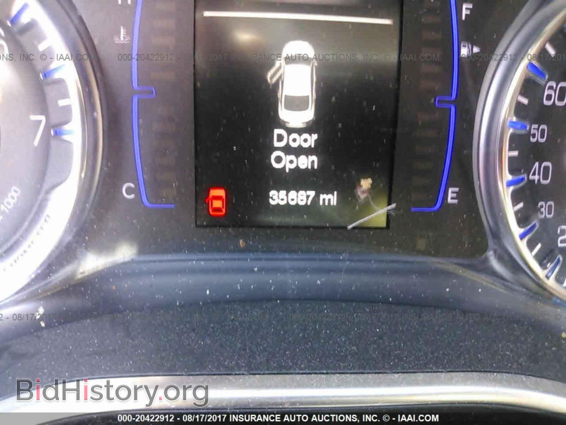 2015 Chrysler 200 - VIN: 1C3CCCAB0FN627352 - Фото 7