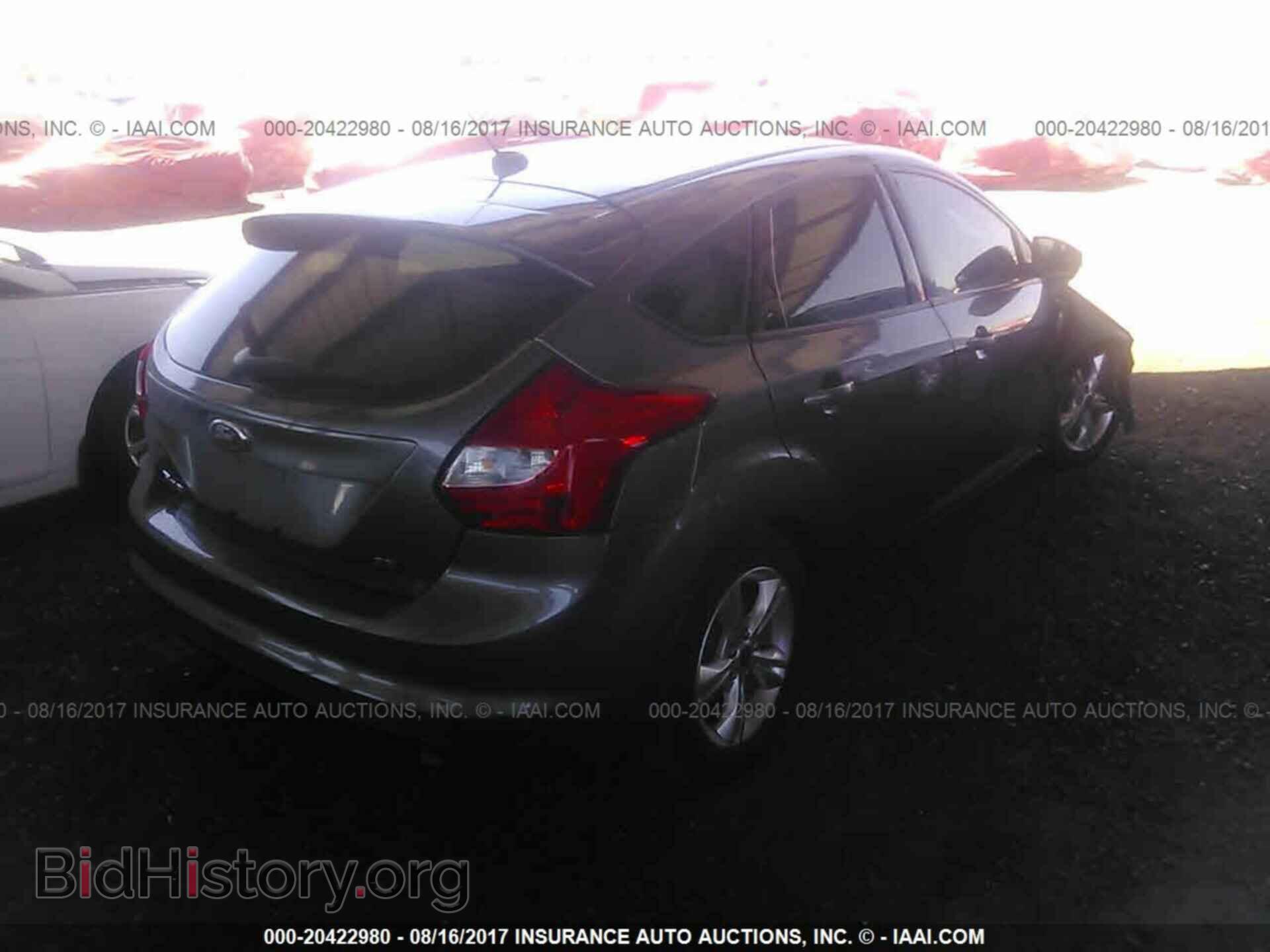 2014 Ford Focus - VIN: 1FADP3K28EL317713 - Photo 4