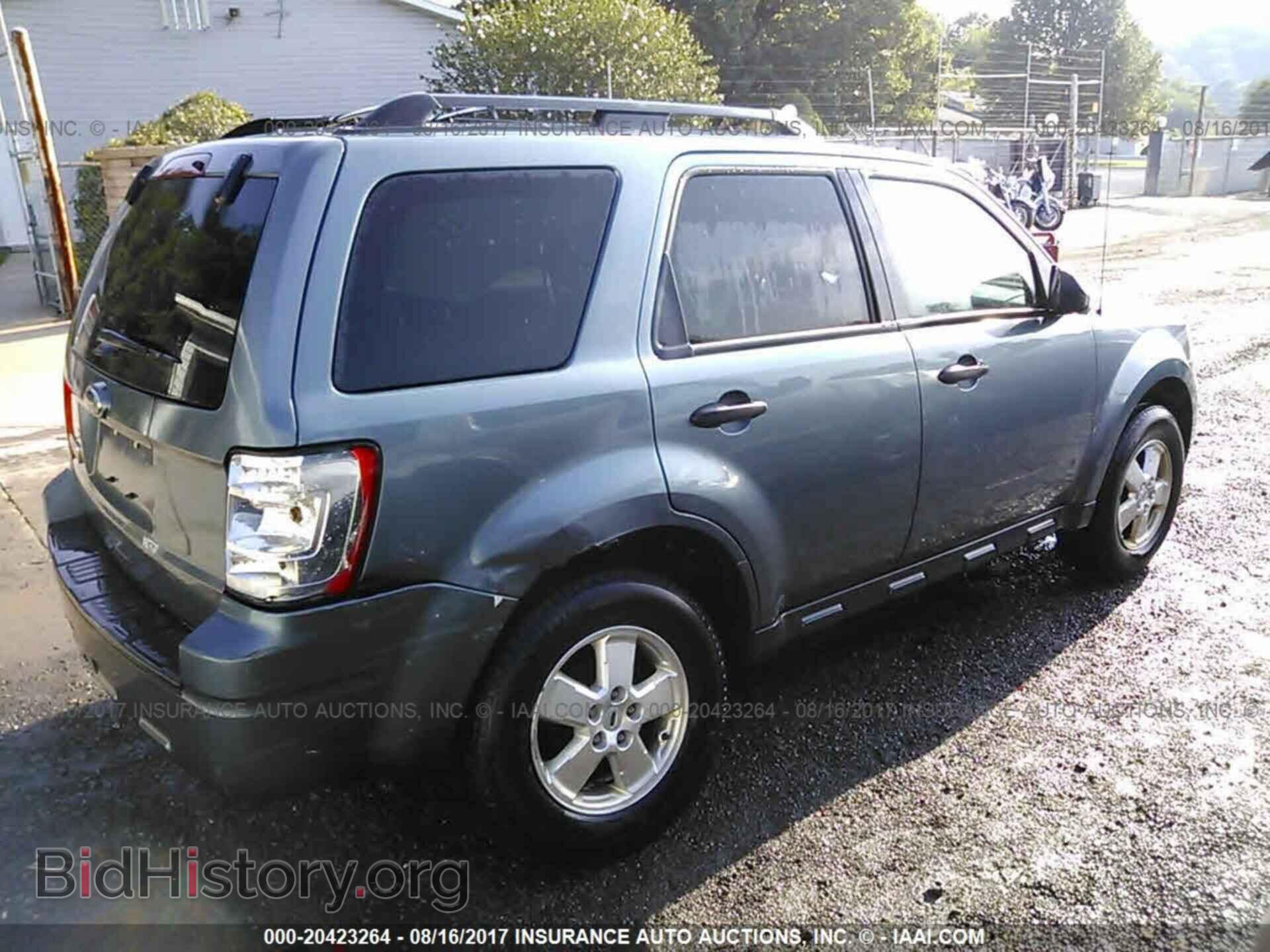 2011 Ford Escape - VIN: 1FMCU0D78BKA86315 - Фото 4