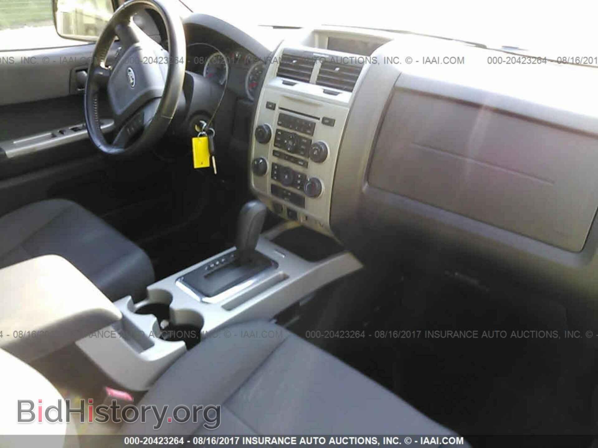 2011 Ford Escape - VIN: 1FMCU0D78BKA86315 - Фото 5