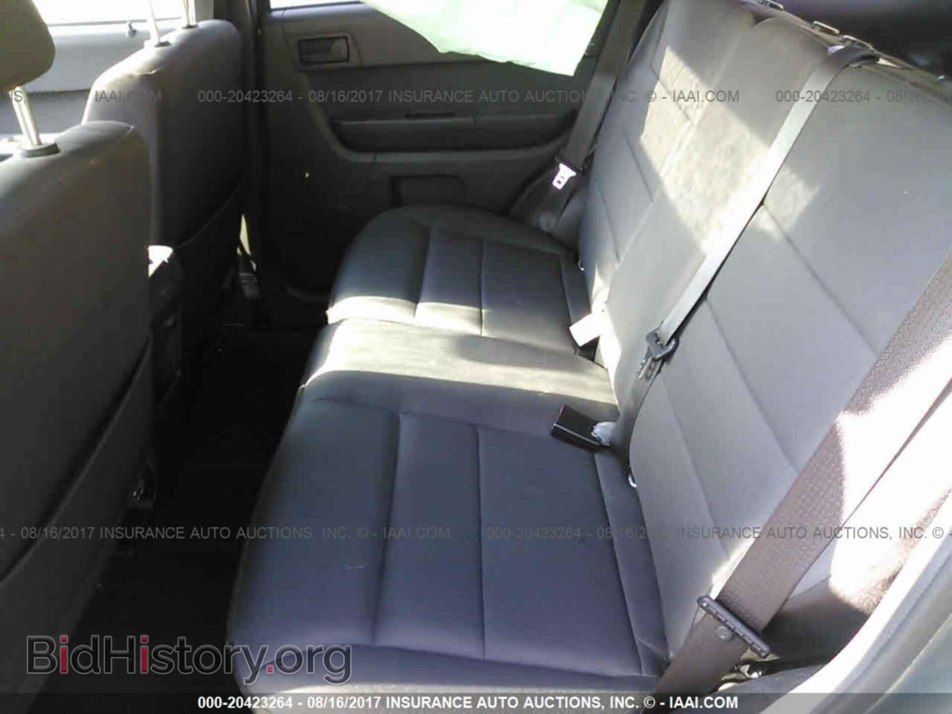 2011 Ford Escape - VIN: 1FMCU0D78BKA86315 - Фото 8