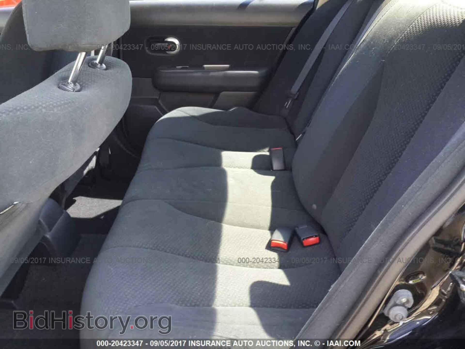 2011 Nissan Versa - VIN: 3N1BC1AP1BL446409 - Фото 8