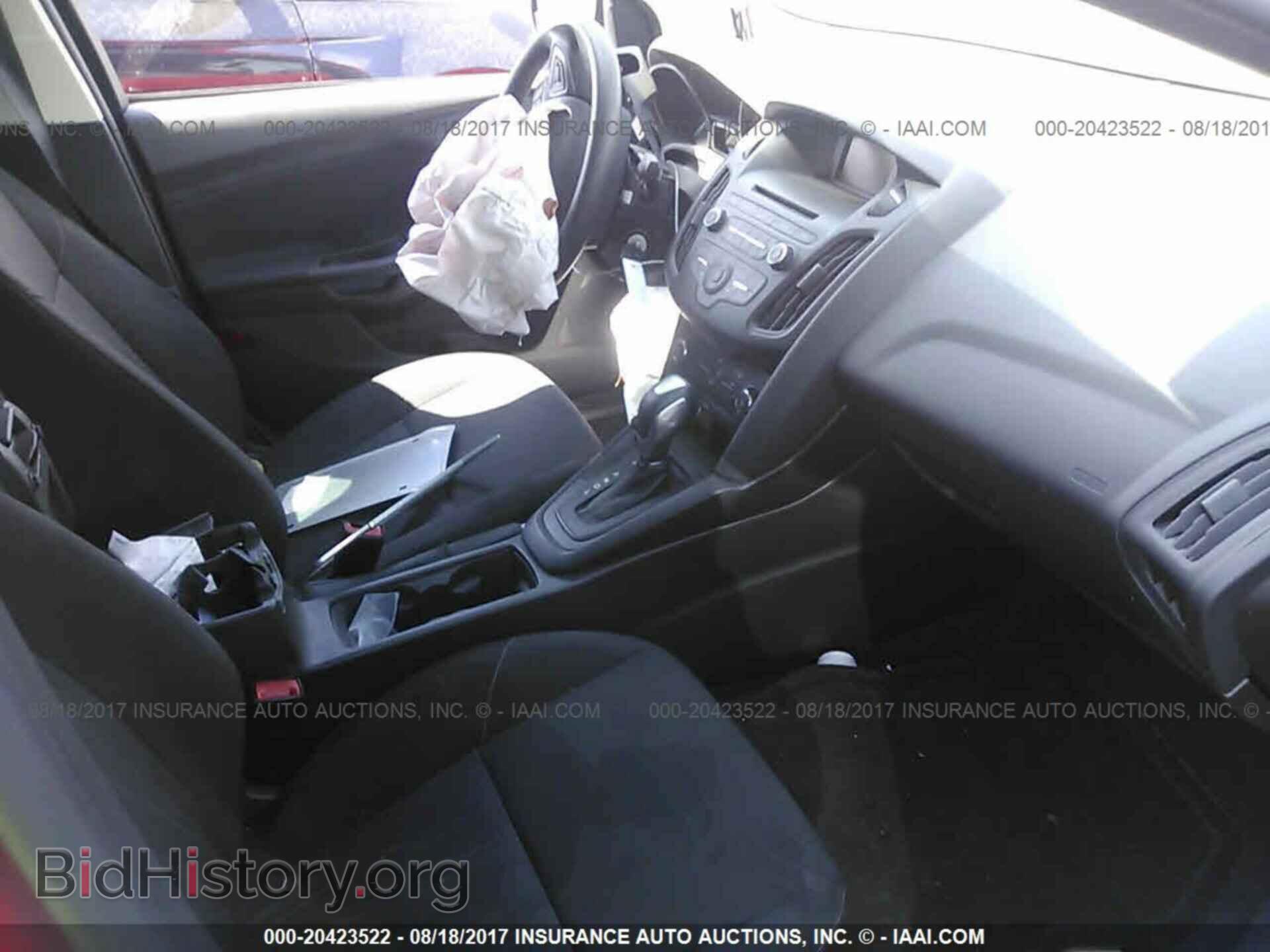 2015 Ford Focus - VIN: 1FADP3F29FL268937 - Photo 5