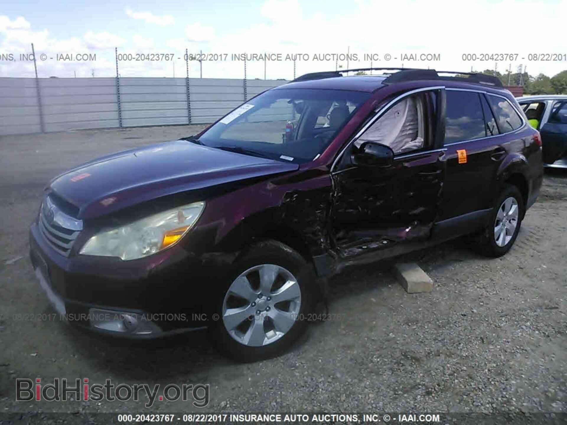 2011 Subaru Outback - VIN: 4S4BRBKC1B3342376 - Фото 2
