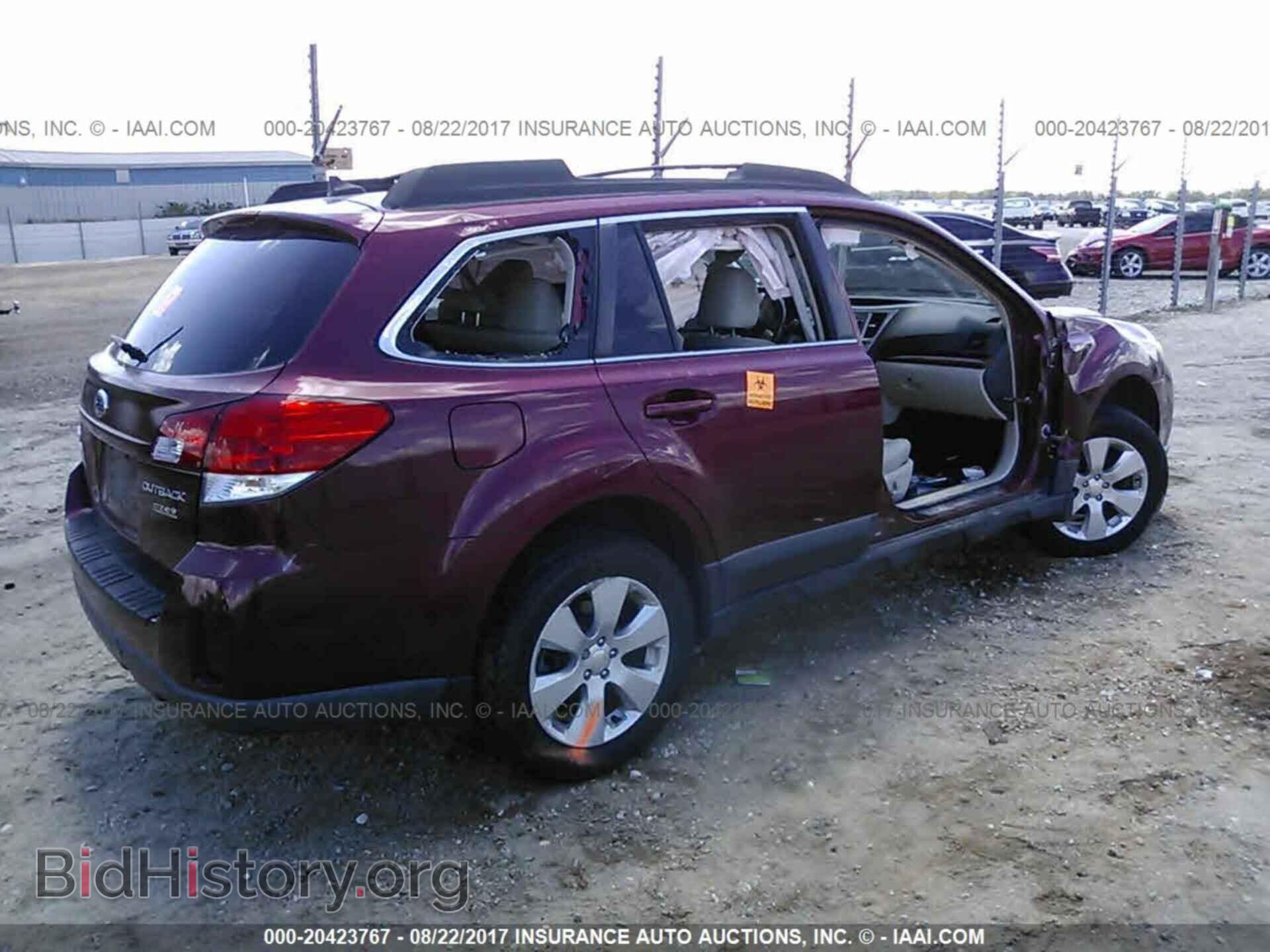2011 Subaru Outback - VIN: 4S4BRBKC1B3342376 - Фото 4