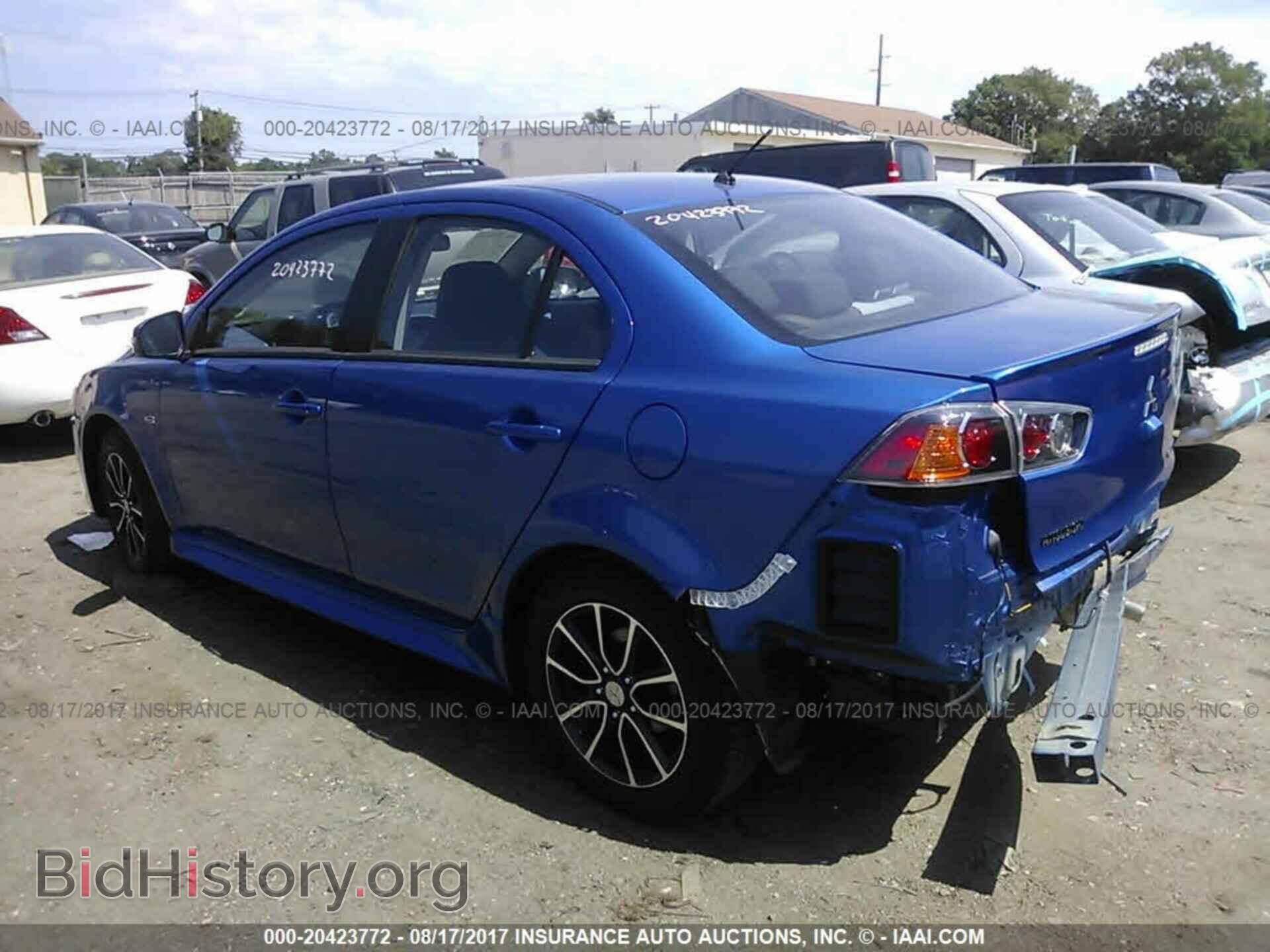 2017 Mitsubishi Lancer - VIN: JA32U2FU8HU007235 - Фото 3