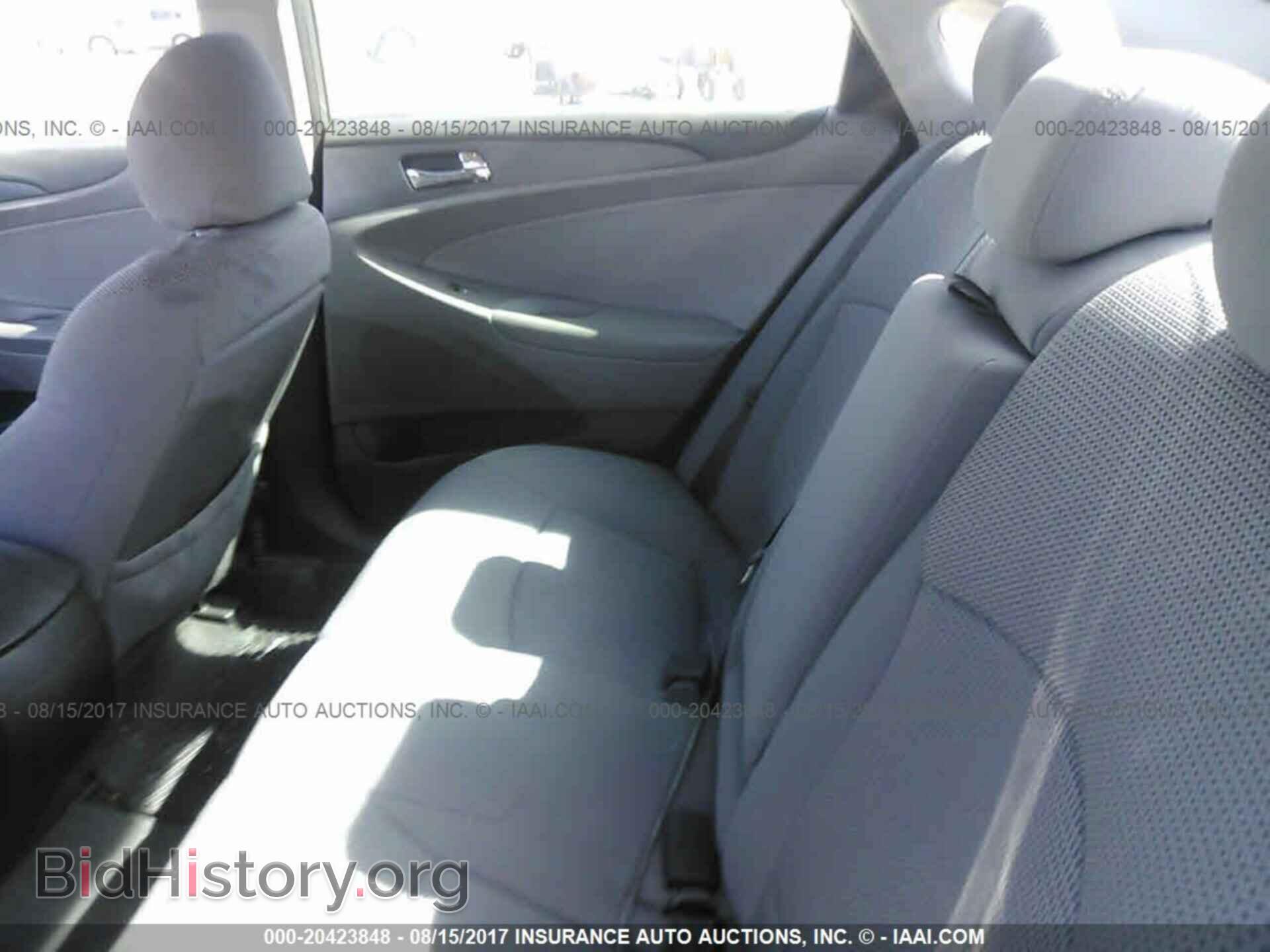 2012 Hyundai Sonata - VIN: 5NPEB4AC1CH486518 - Фото 8