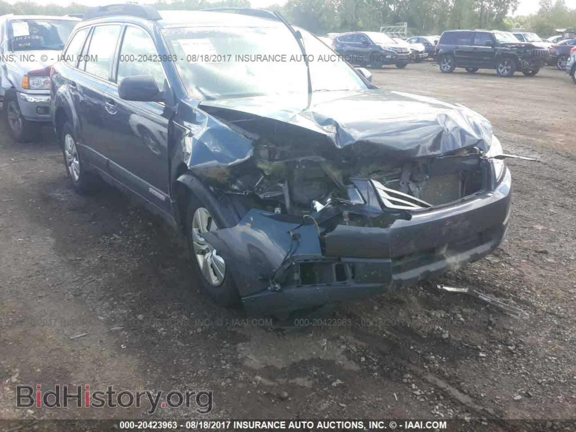 Фотография 4S4BRCAC6B3377115 - Subaru Outback 2011