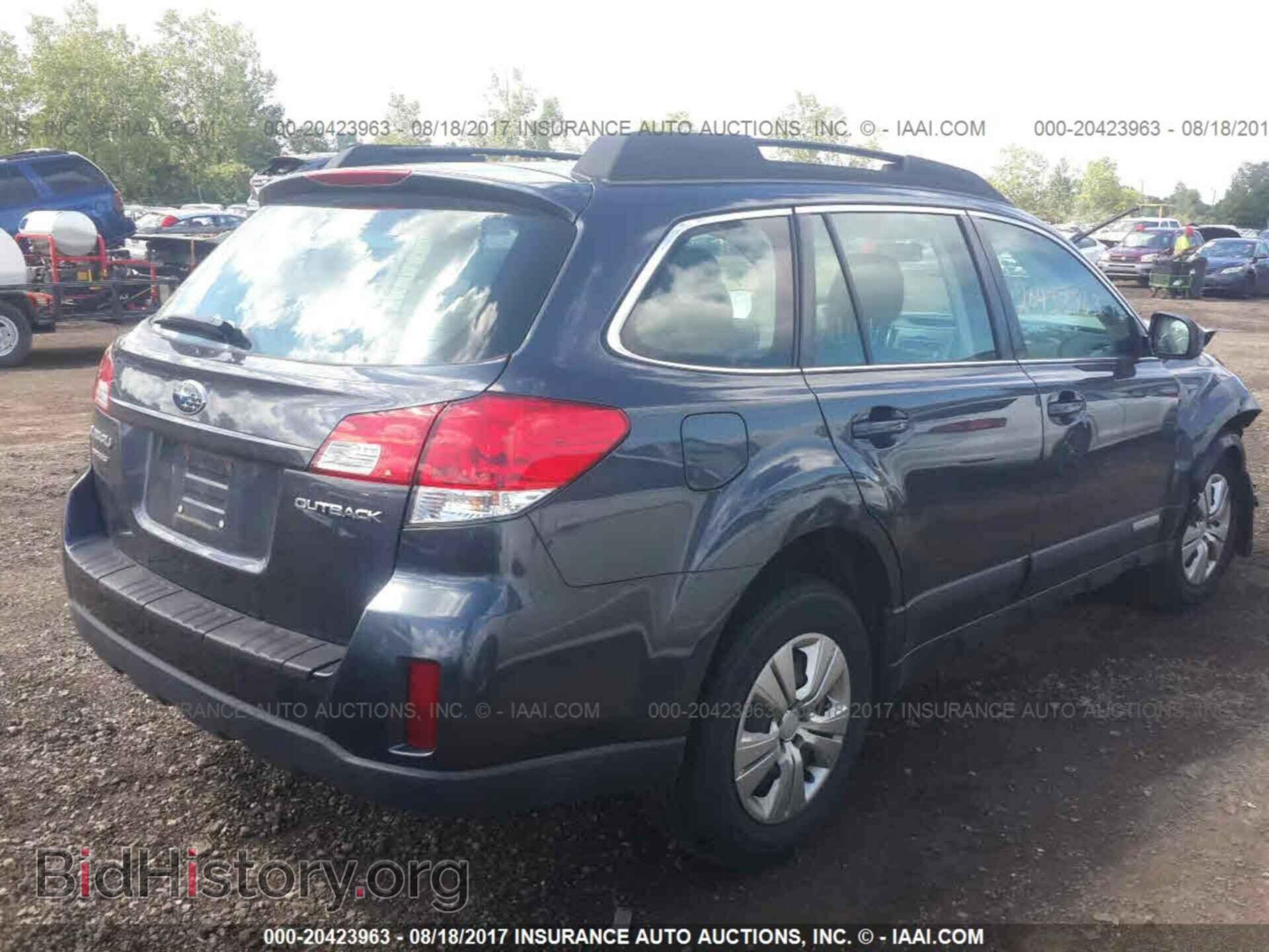 2011 Subaru Outback - VIN: 4S4BRCAC6B3377115 - Фото 4