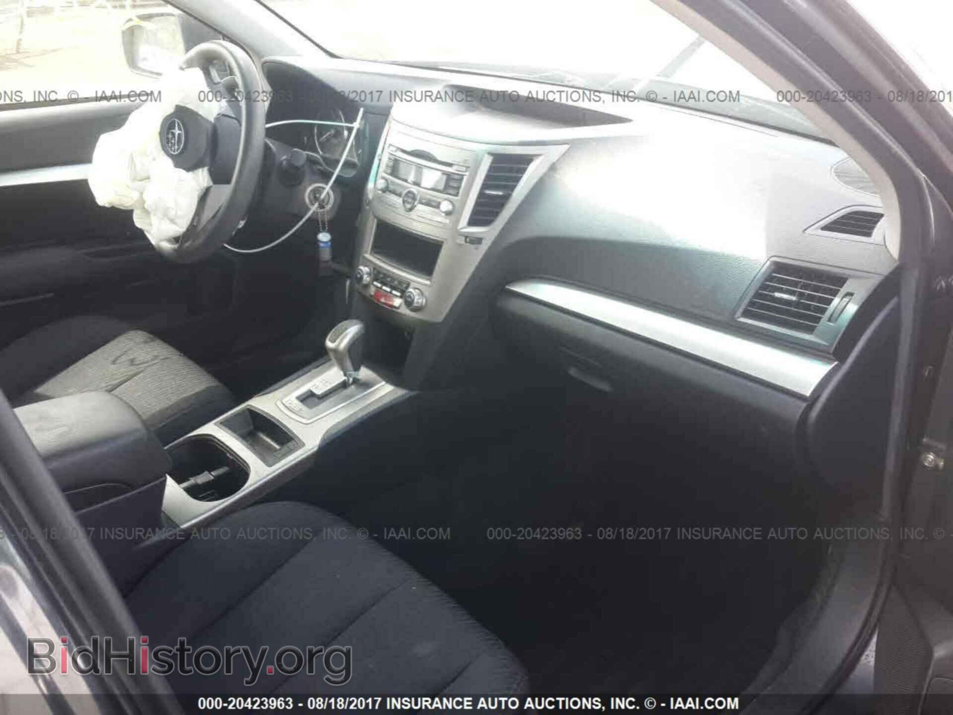 2011 Subaru Outback - VIN: 4S4BRCAC6B3377115 - Фото 5