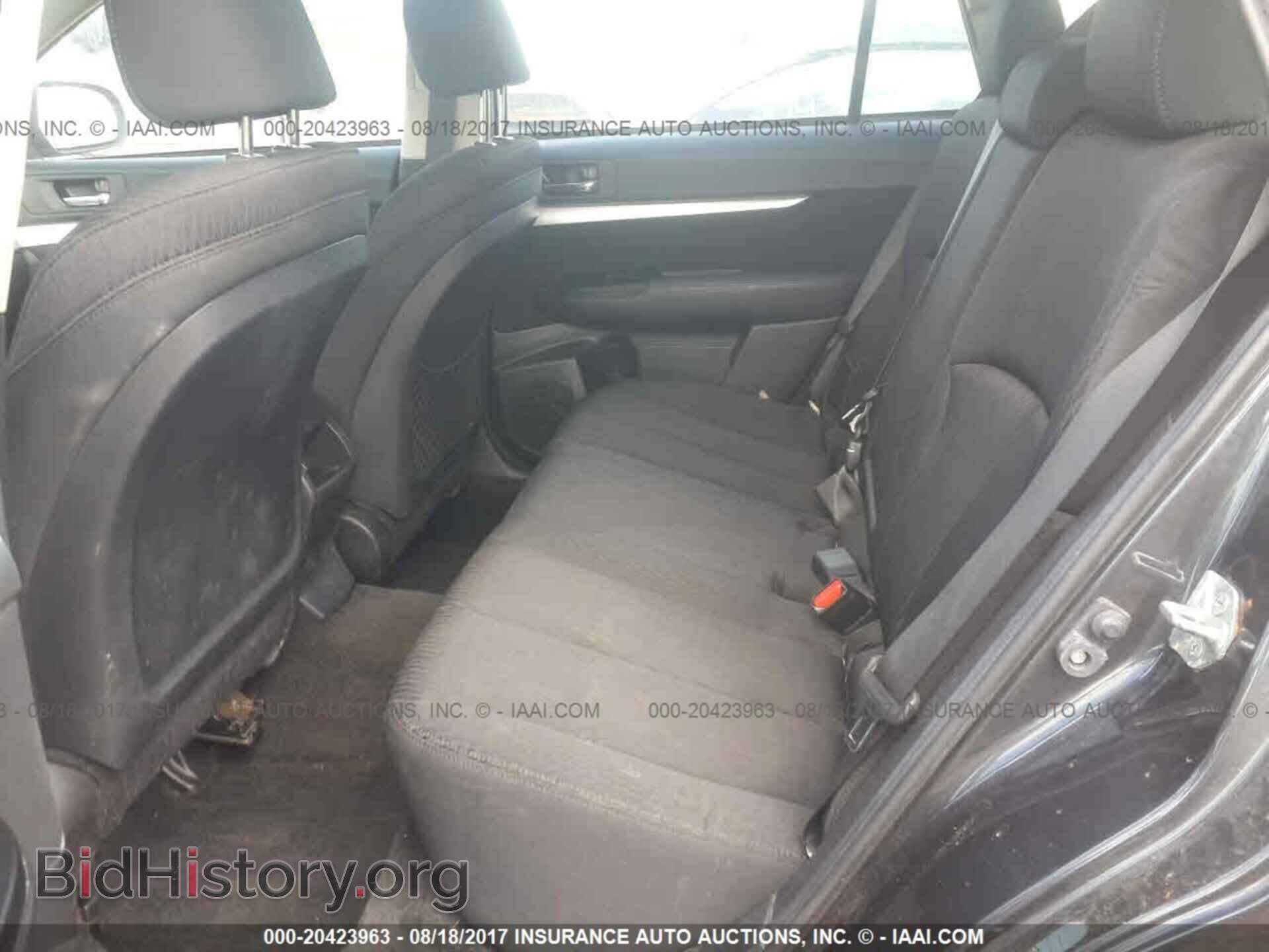 2011 Subaru Outback - VIN: 4S4BRCAC6B3377115 - Фото 8
