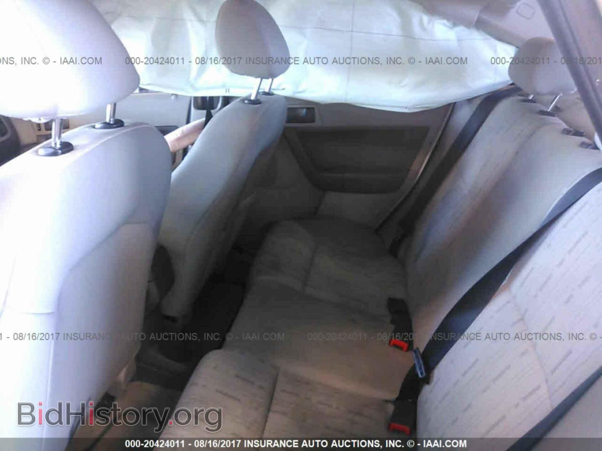 2011 Ford Focus - VIN: 1FAHP3FNXBW179897 - Фото 8