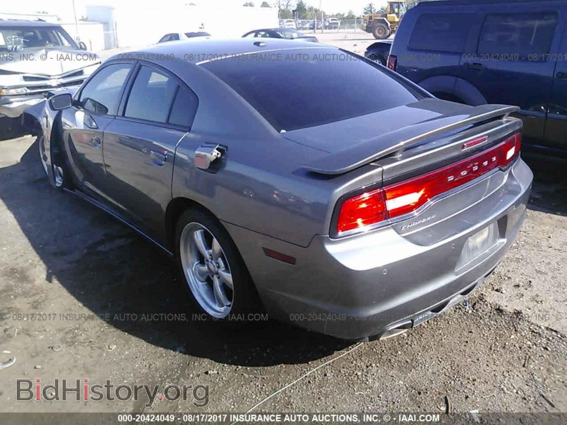 2012 Dodge Charger - VIN: 2C3CDXCT2CH244883 - Photo 3