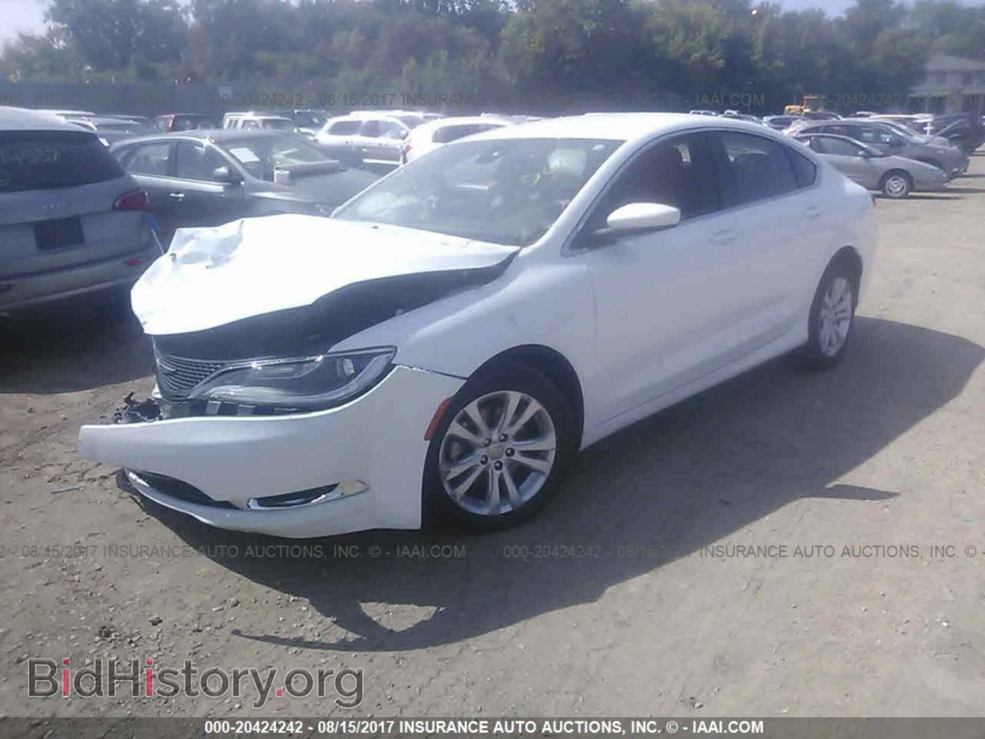 2015 Chrysler 200 - VIN: 1C3CCCAB0FN632809 - Фото 2