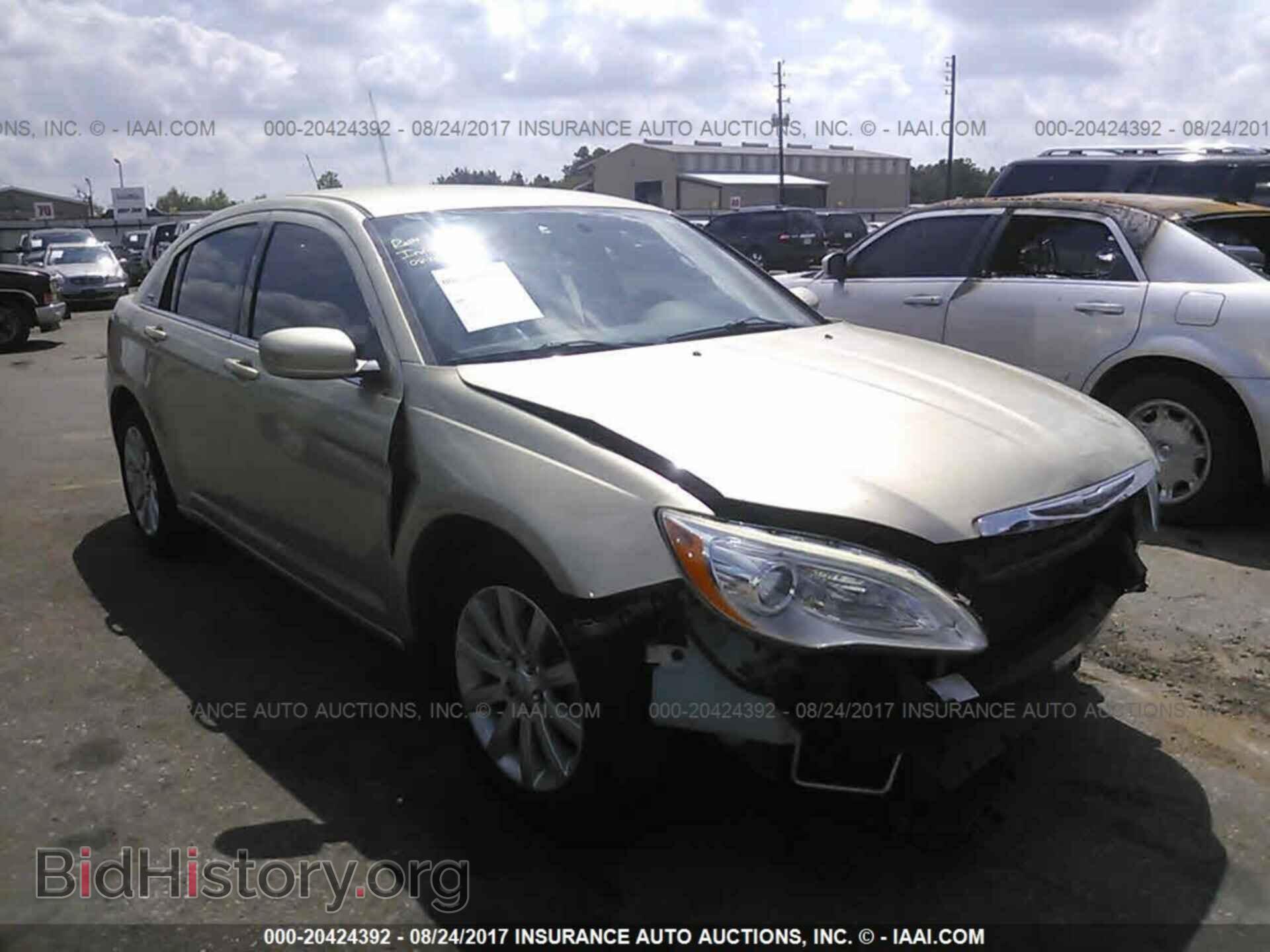 Photo 1C3BC4FB4BN522351 - Chrysler 200 2011