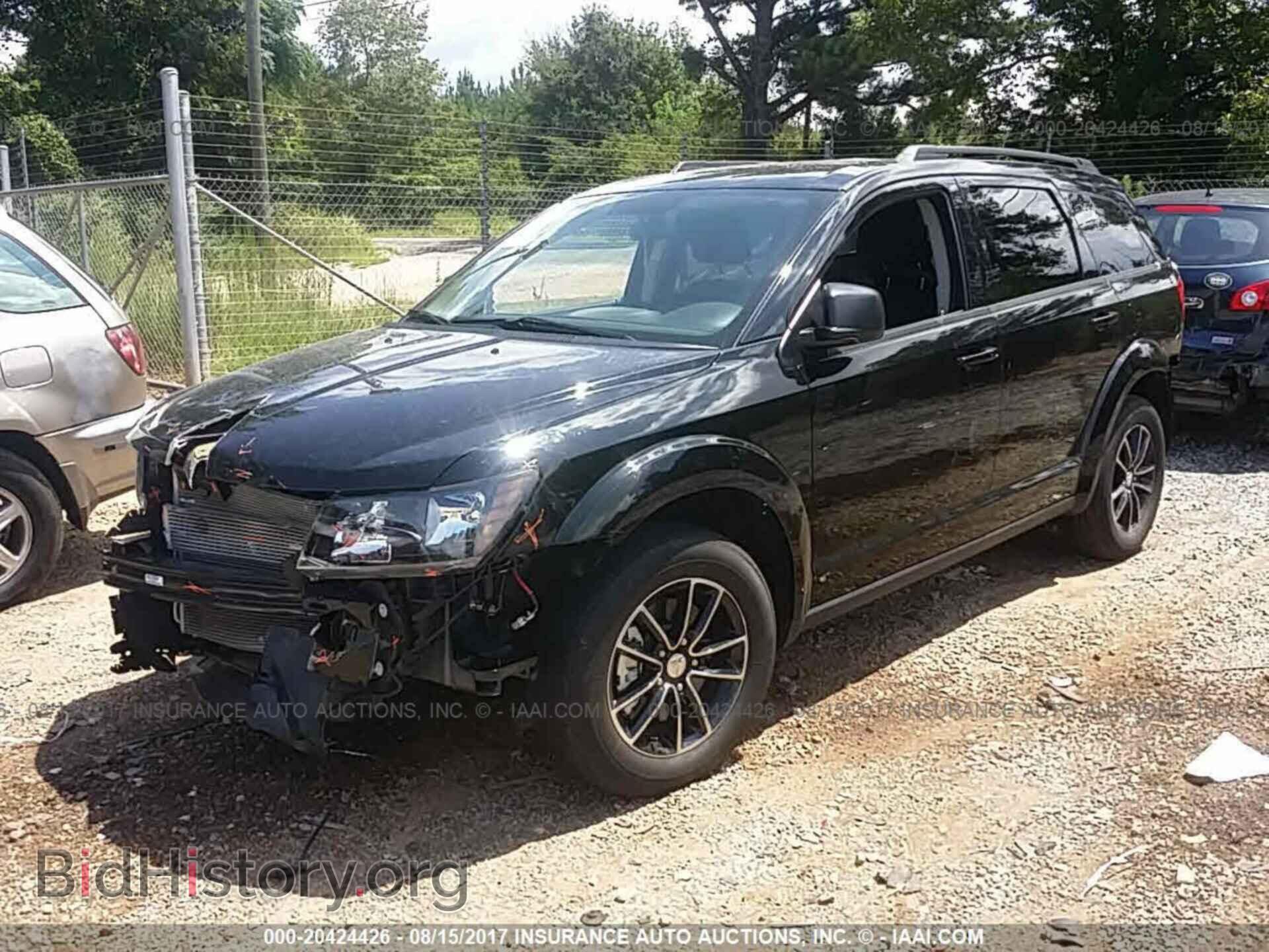 2017 Dodge Journey - VIN: 3C4PDCAB7HT568071 - Фото 2