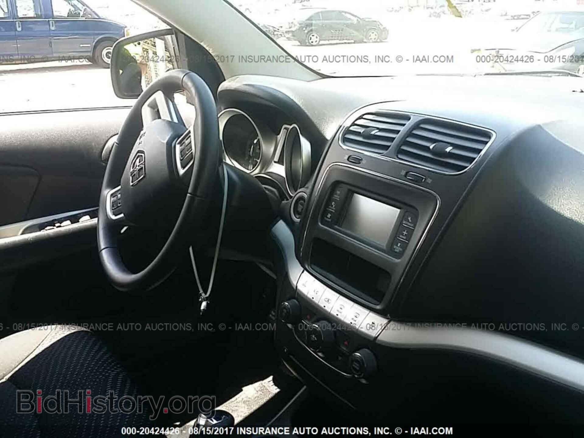 2017 Dodge Journey - VIN: 3C4PDCAB7HT568071 - Фото 5