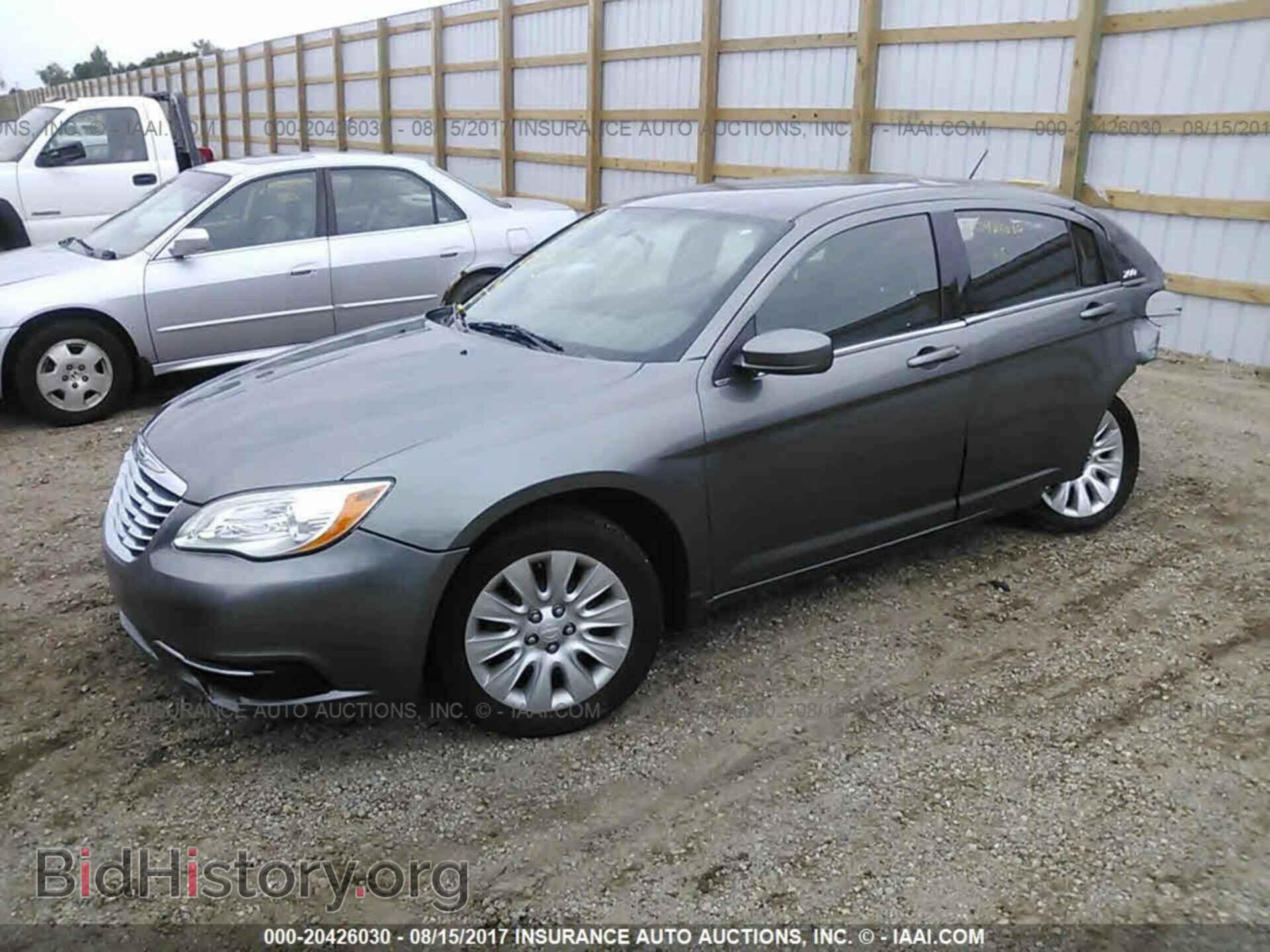 2012 Chrysler 200 - VIN: 1C3CCBAB8CN172336 - Photo 2
