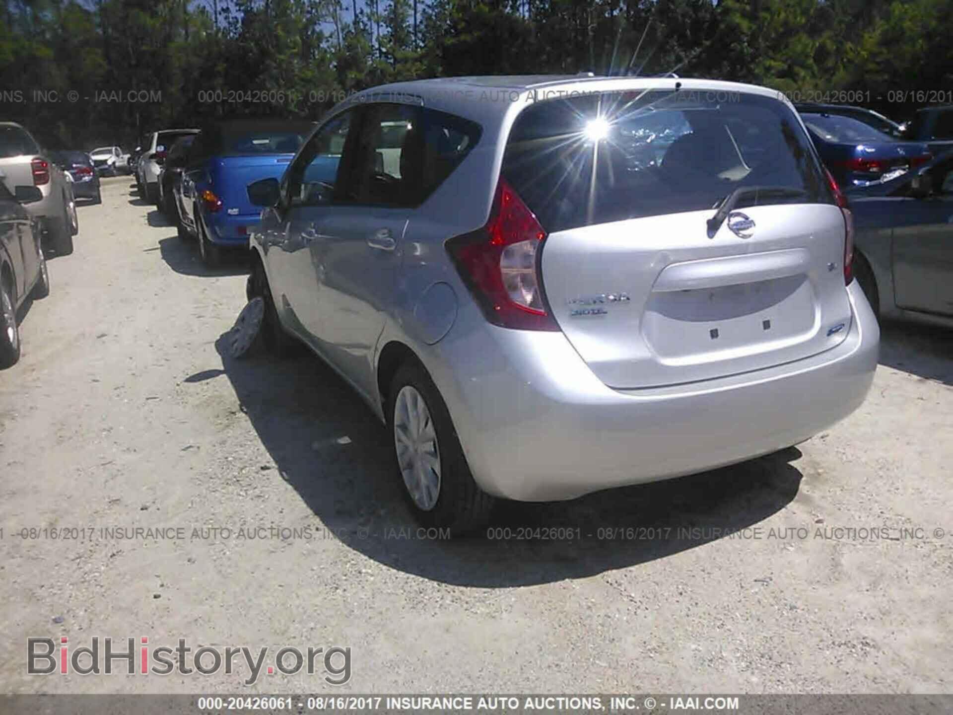 2016 Nissan Versa note - VIN: 3N1CE2CP5GL377555 - Фото 3