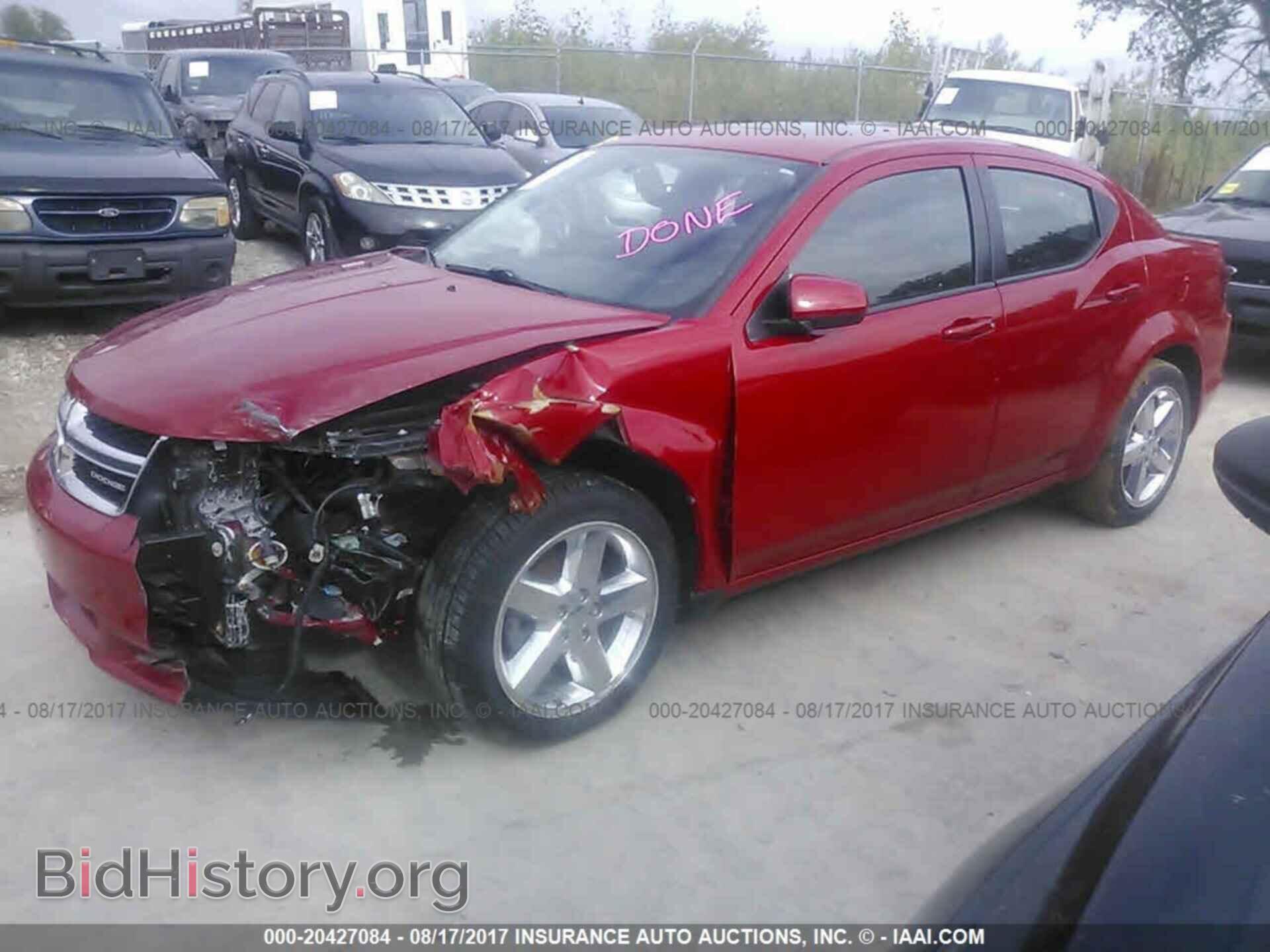 2011 Dodge Avenger - VIN: 1B3BD2FG1BN534807 - Фото 2