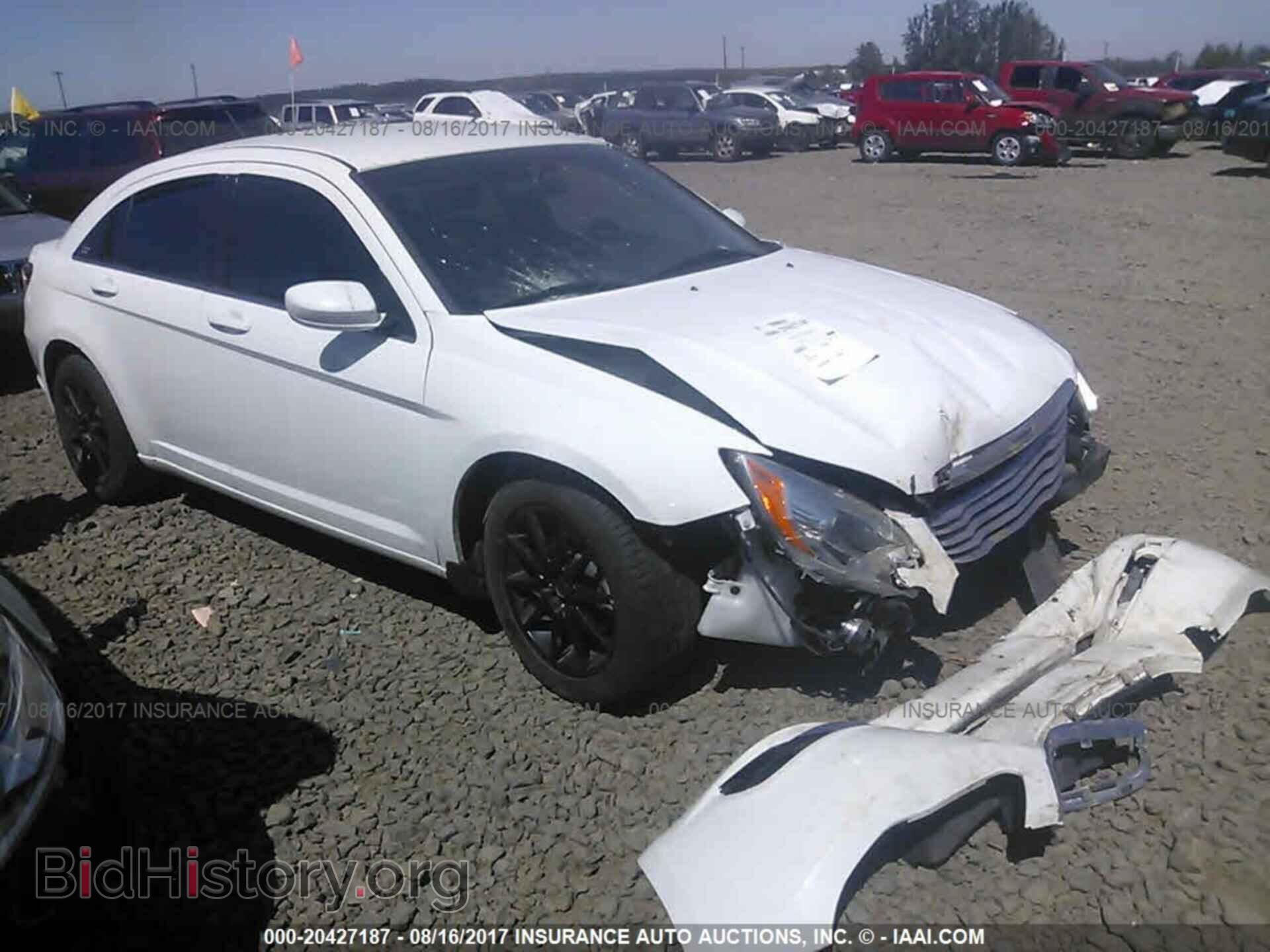 Photo 1C3CCBBB4EN197557 - Chrysler 200 2014