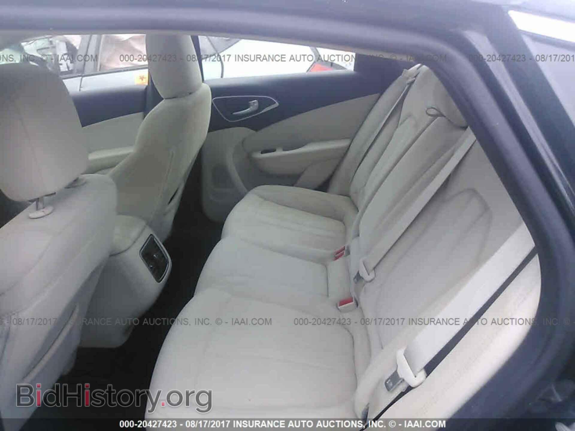 2015 Chrysler 200 - VIN: 1C3CCCABXFN570609 - Photo 8